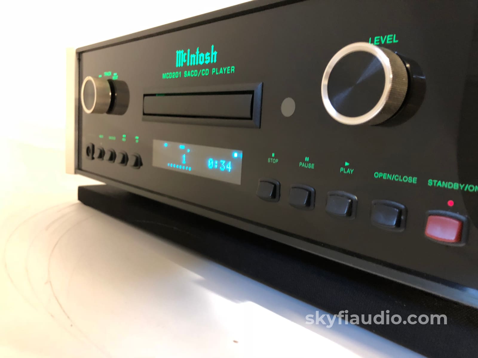 Mcintosh Mcd-201 Cd And Sacd Player + Digital