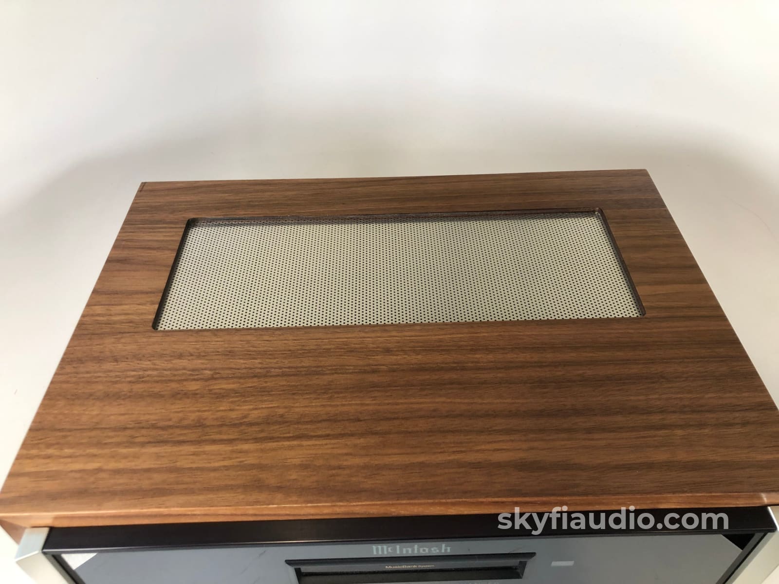 McIntosh MCD205 CD Changer in Custom Walnut Wood Case