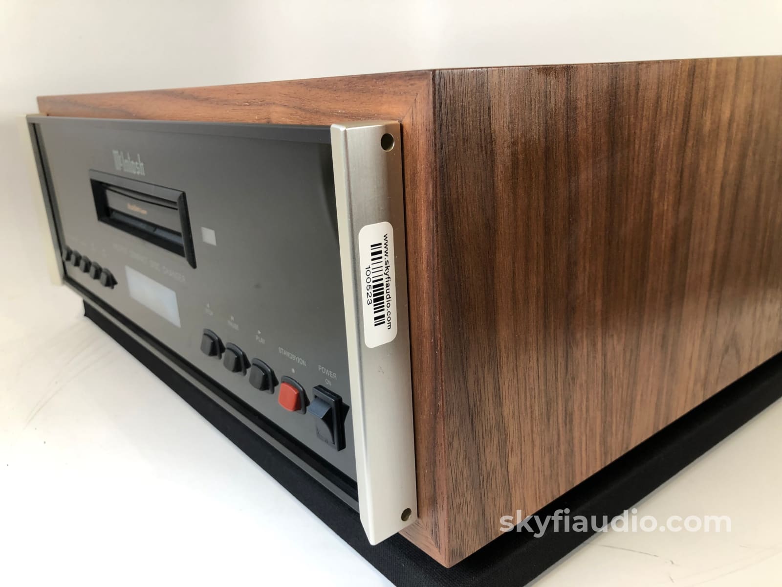 McIntosh MCD205 CD Changer in Custom Walnut Wood Case
