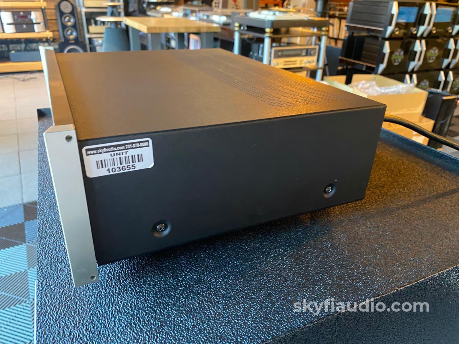 McIntosh MCD205 Five Disc CD Changer