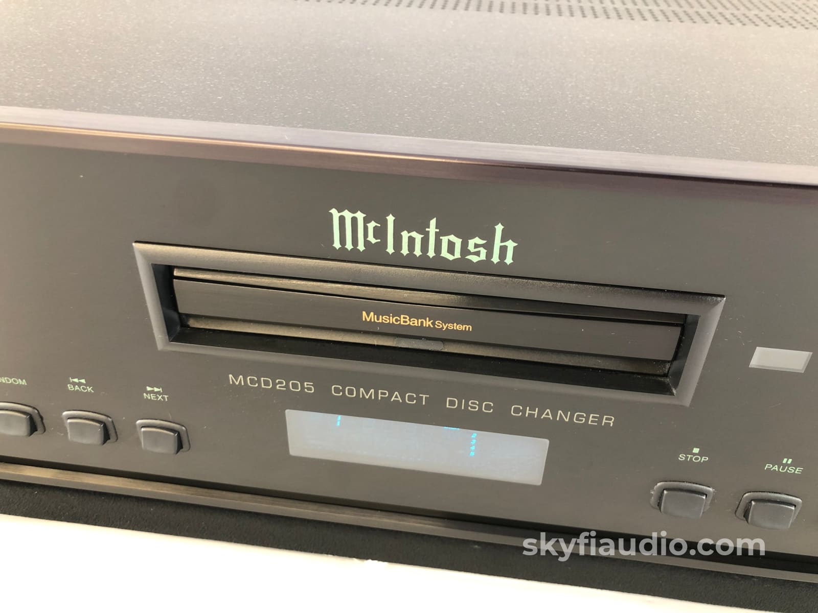 McIntosh MCD205 Five Disc CD Changer