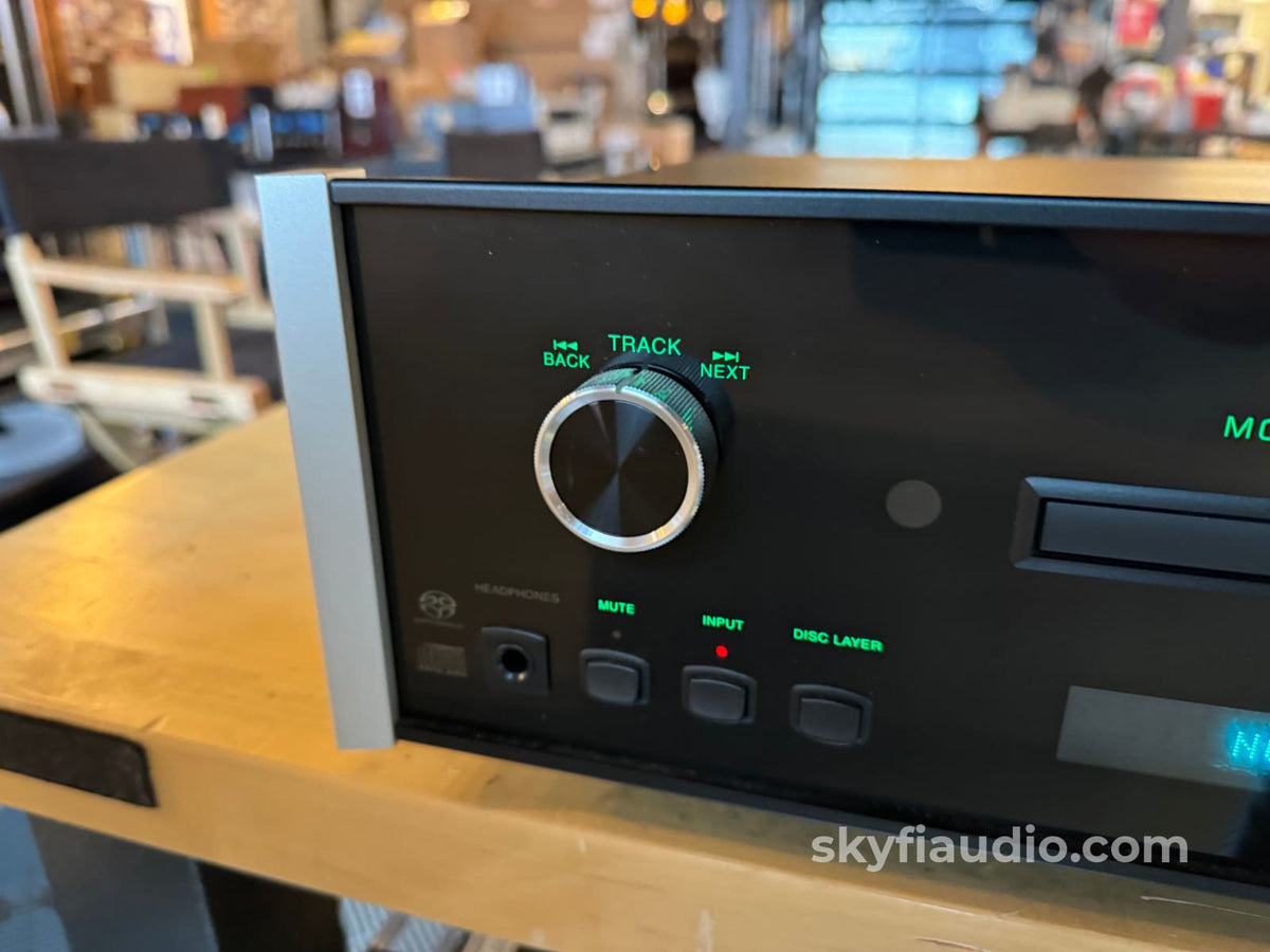 Mcintosh Mcd550 Sacd/Cd Player And D/A Processor - Complete Set Cd + Digital