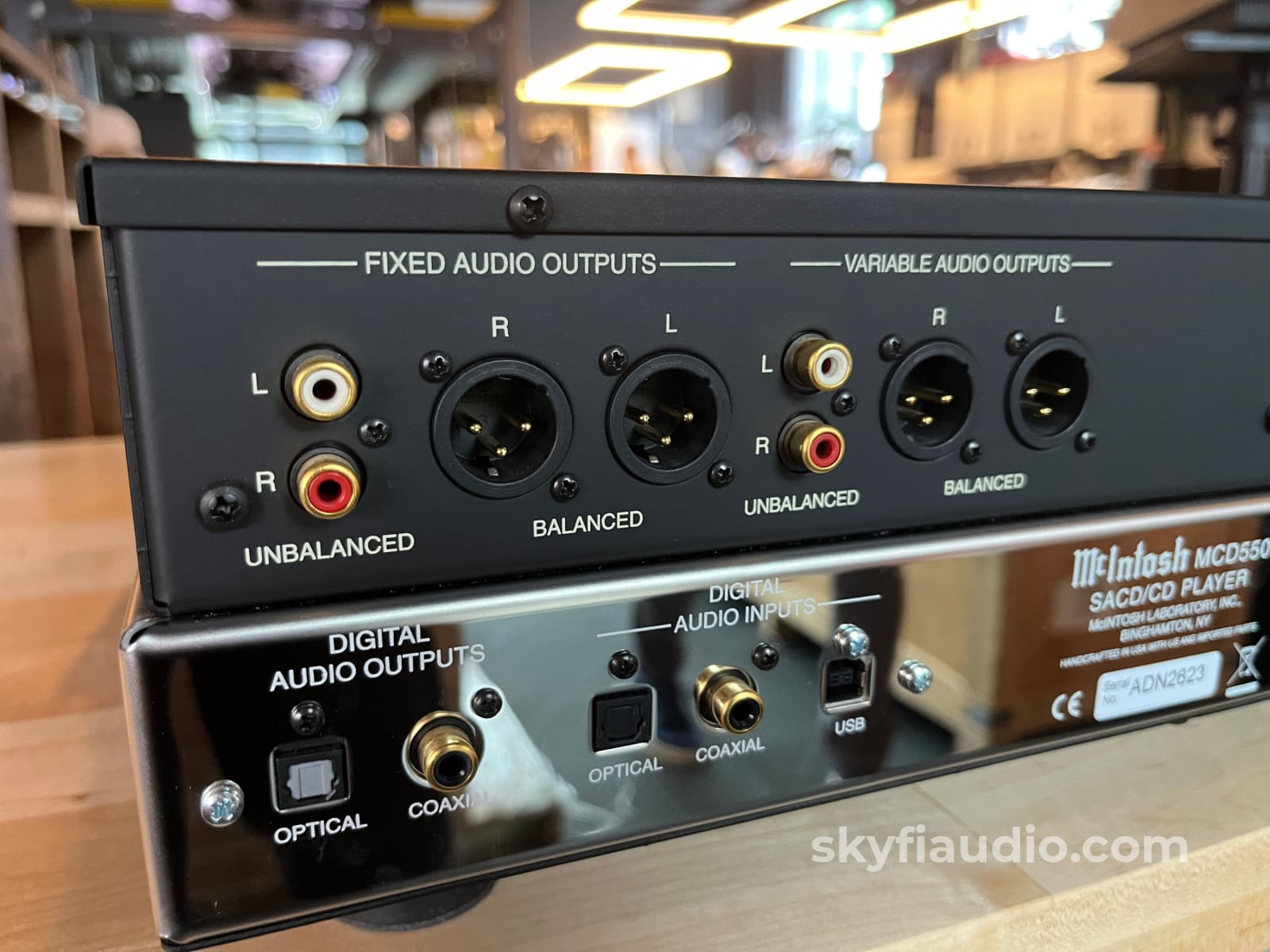 McIntosh MCD550 SACD Player + DAC CD + Digital