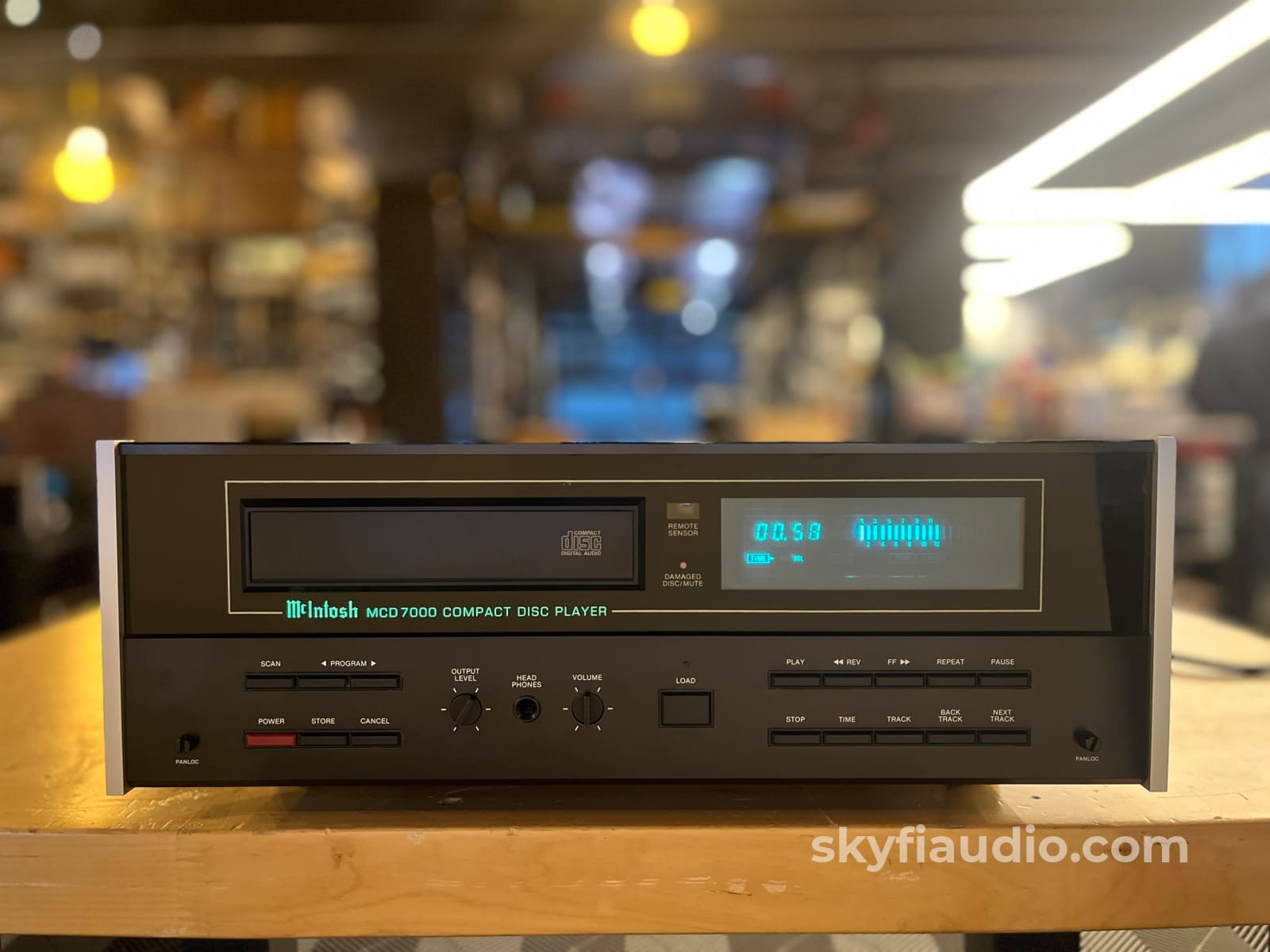 Mcintosh Mcd700 Vintage Cd Player - With Remote + Digital