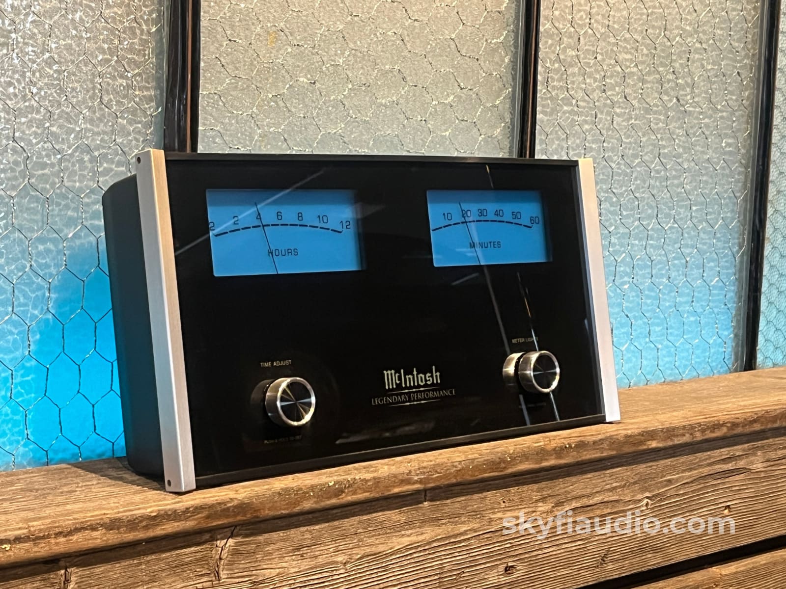 McIntosh MCLK-12 Mantle Clock - Great Condition