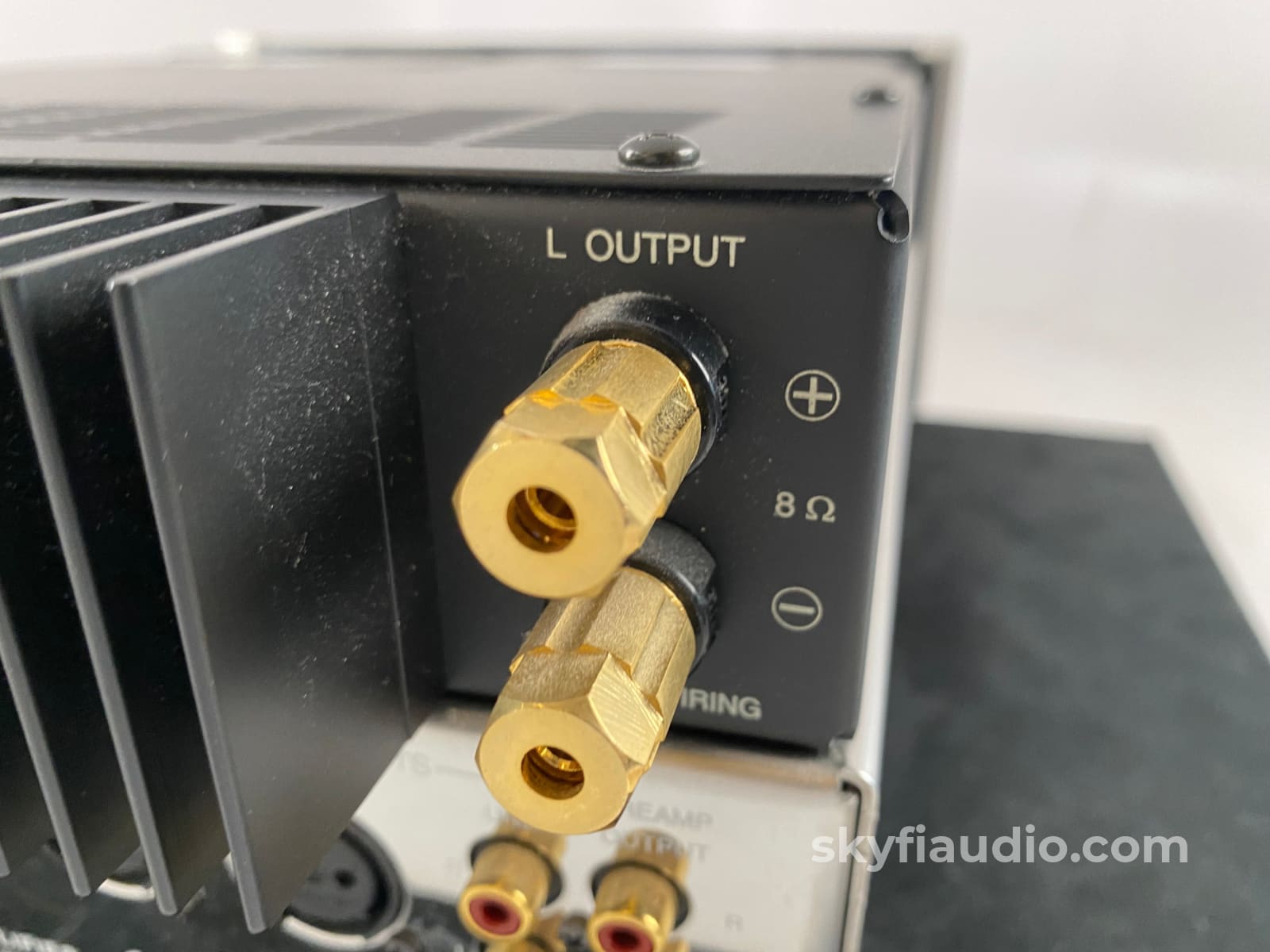 Mcintosh Mha100 Integrated Amplifier For Headphones Or Speakers