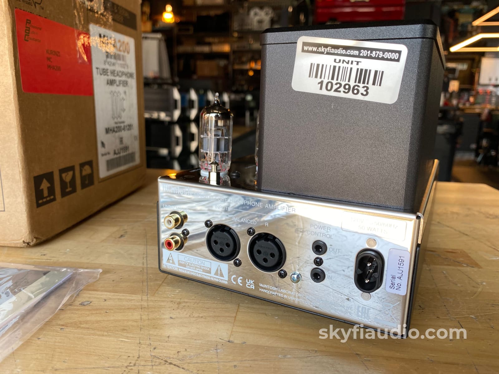 Mcintosh Mha200 Tube Headphone Amplifier - Complete Set In Store Only
