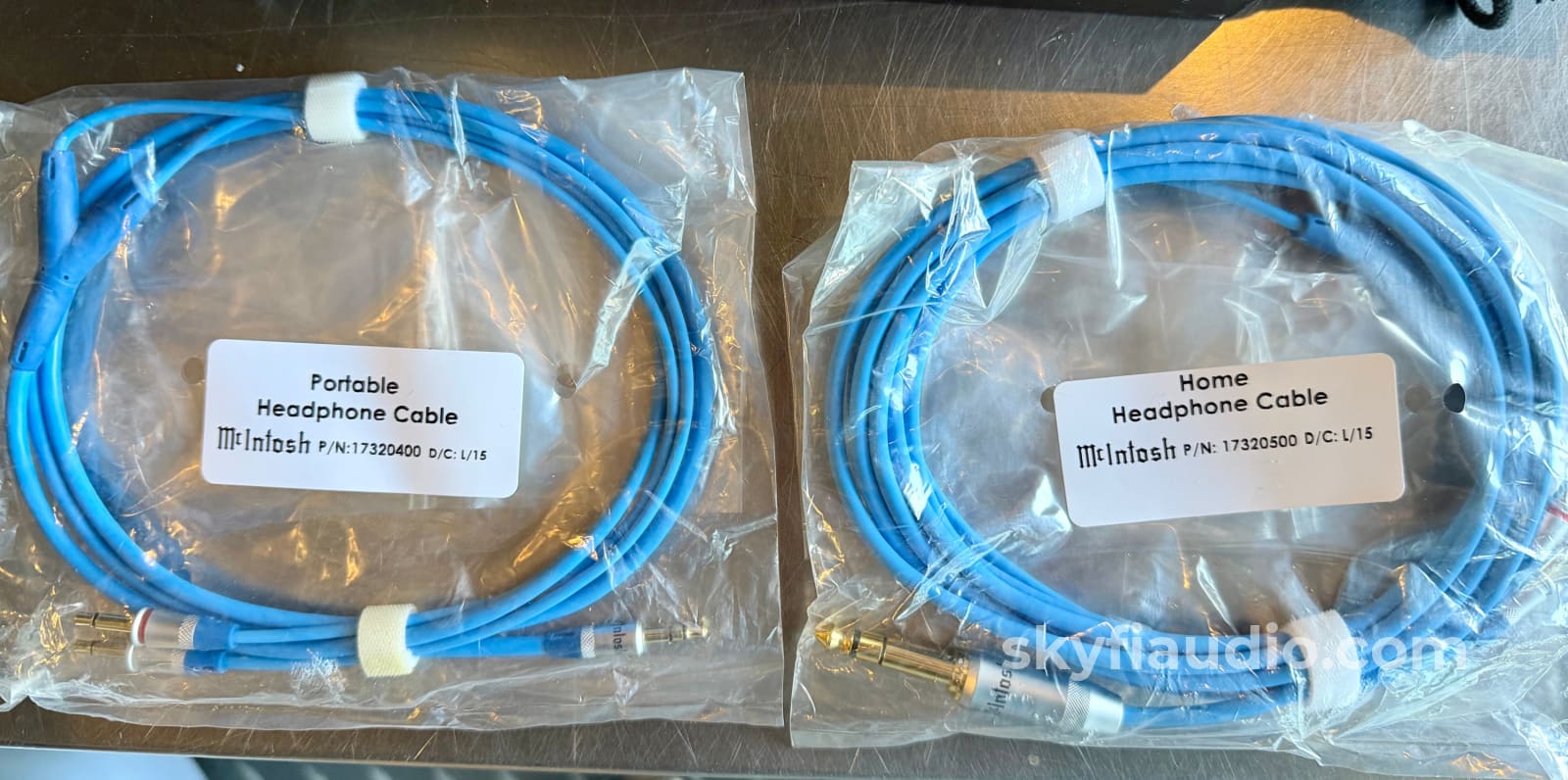 McIntosh MHP1000 Headphones - Rare and Complete Kit Headphones