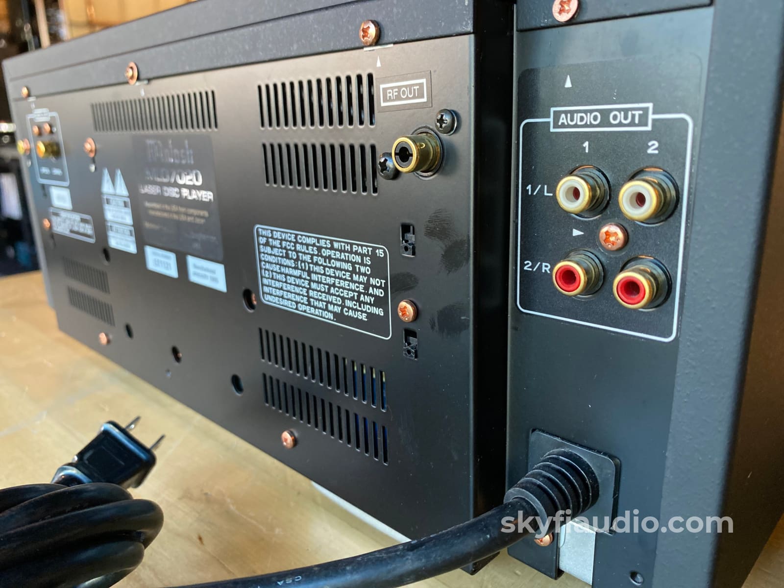 McIntosh MLD7020 LaserDisc and CD Player - Complete Collector Set
