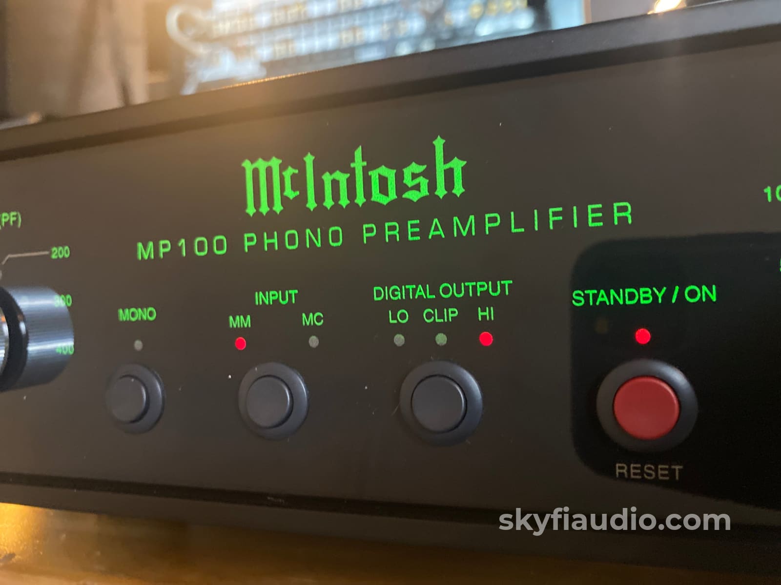 Mcintosh Mp100 Mc And Mm Phono Preamplifier - In Store Only