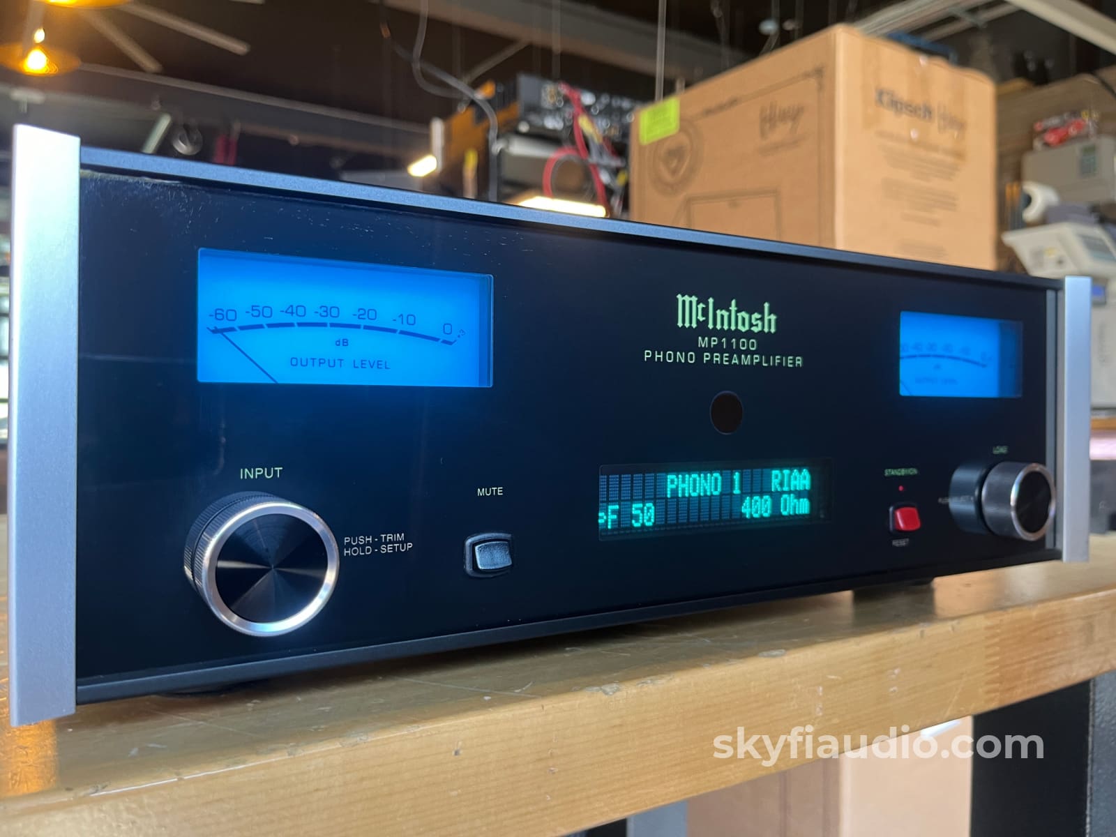 Mcintosh Mp1100 Phono Preamp - One Of The Best Preamplifier