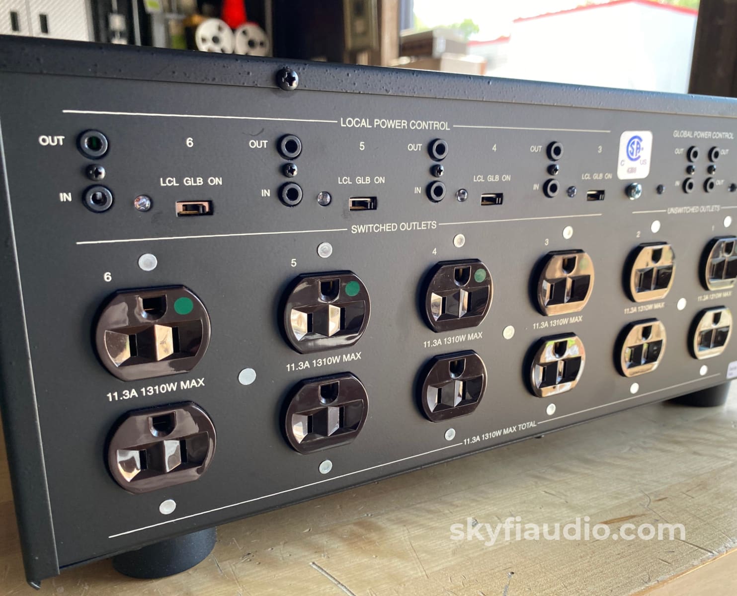 Mcintosh Mpc1500 Power Controller And Conditioner - In Store Only