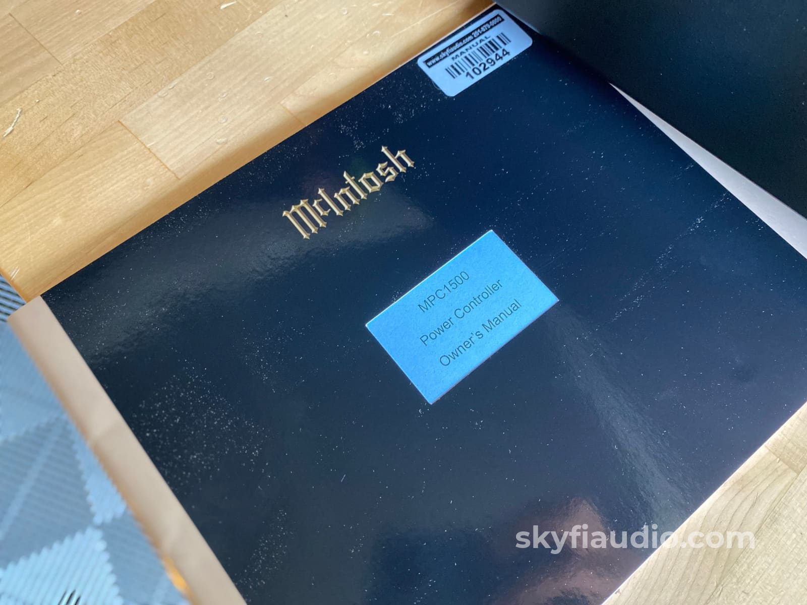 Mcintosh Mpc1500 Power Controller And Conditioner - In Store Only