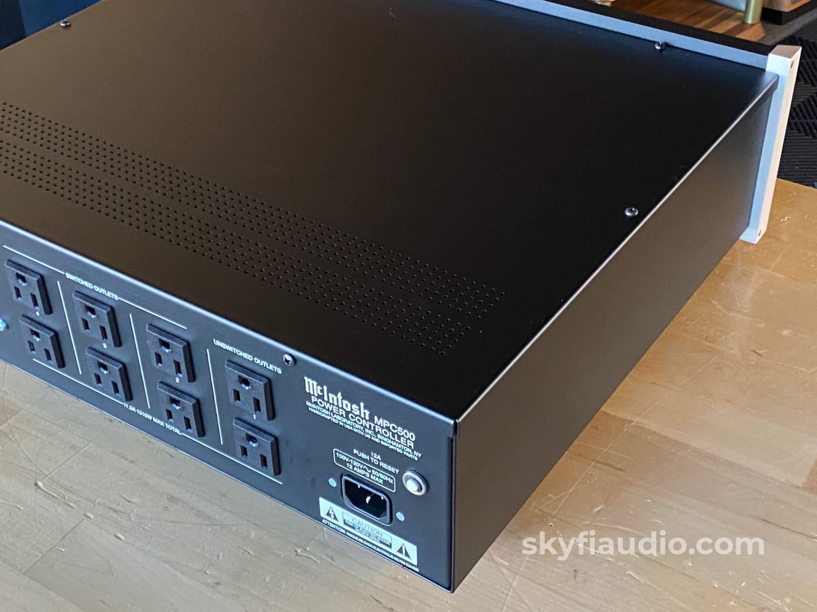 Mcintosh Mpc500 Power Contoler Super Clean And Complete - In Store Only Accessory