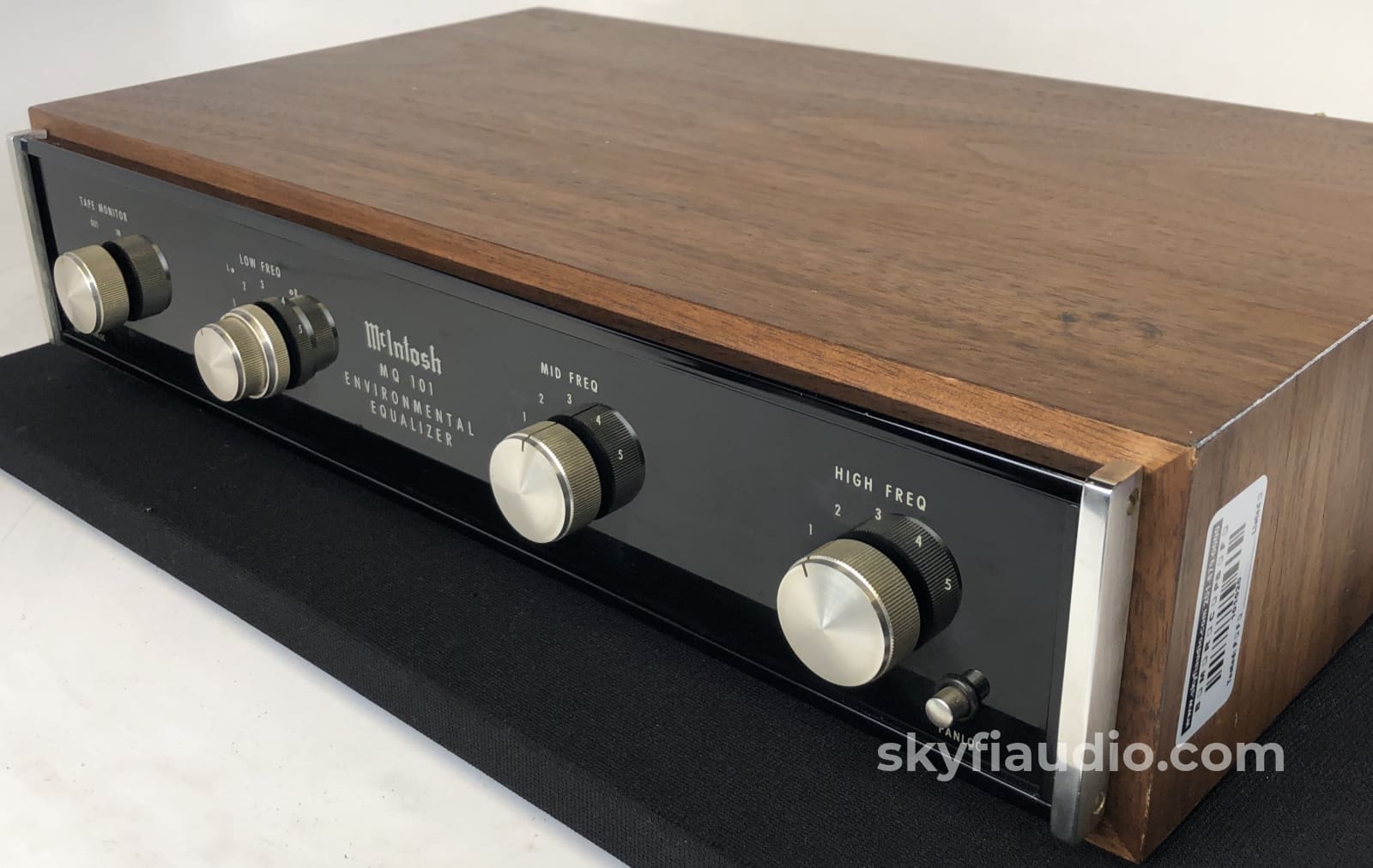 Mcintosh Mq-101 Environmental Equalizer In Wood Case