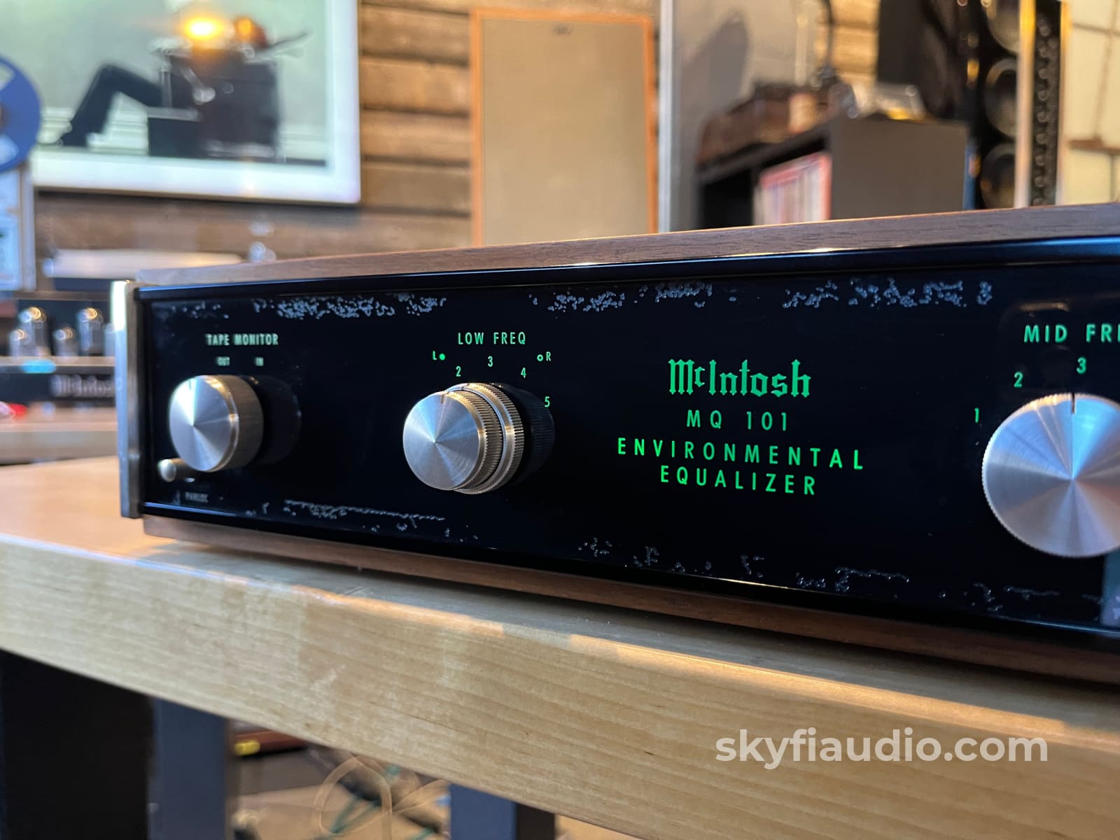 McIntosh MQ101 Vintage 3 Band Equalizer- W/ Wood Case - Overhauled - Accessory