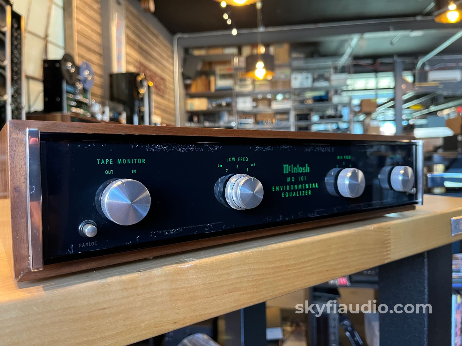 McIntosh MQ101 Vintage 3 Band Equalizer- W/ Wood Case - Overhauled - Accessory