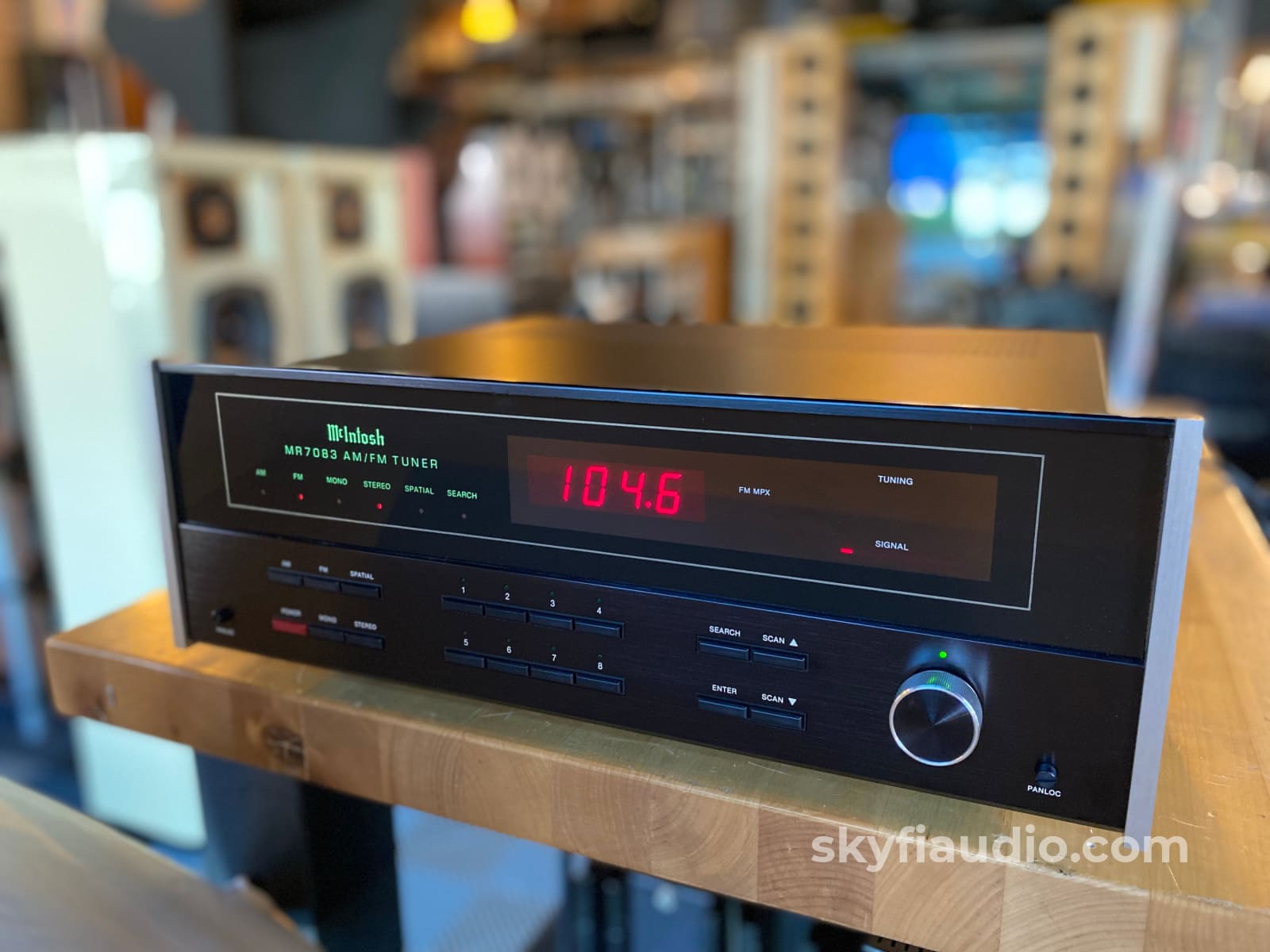 Mcintosh Mr7083 Tuner - Slim Version New Glass!