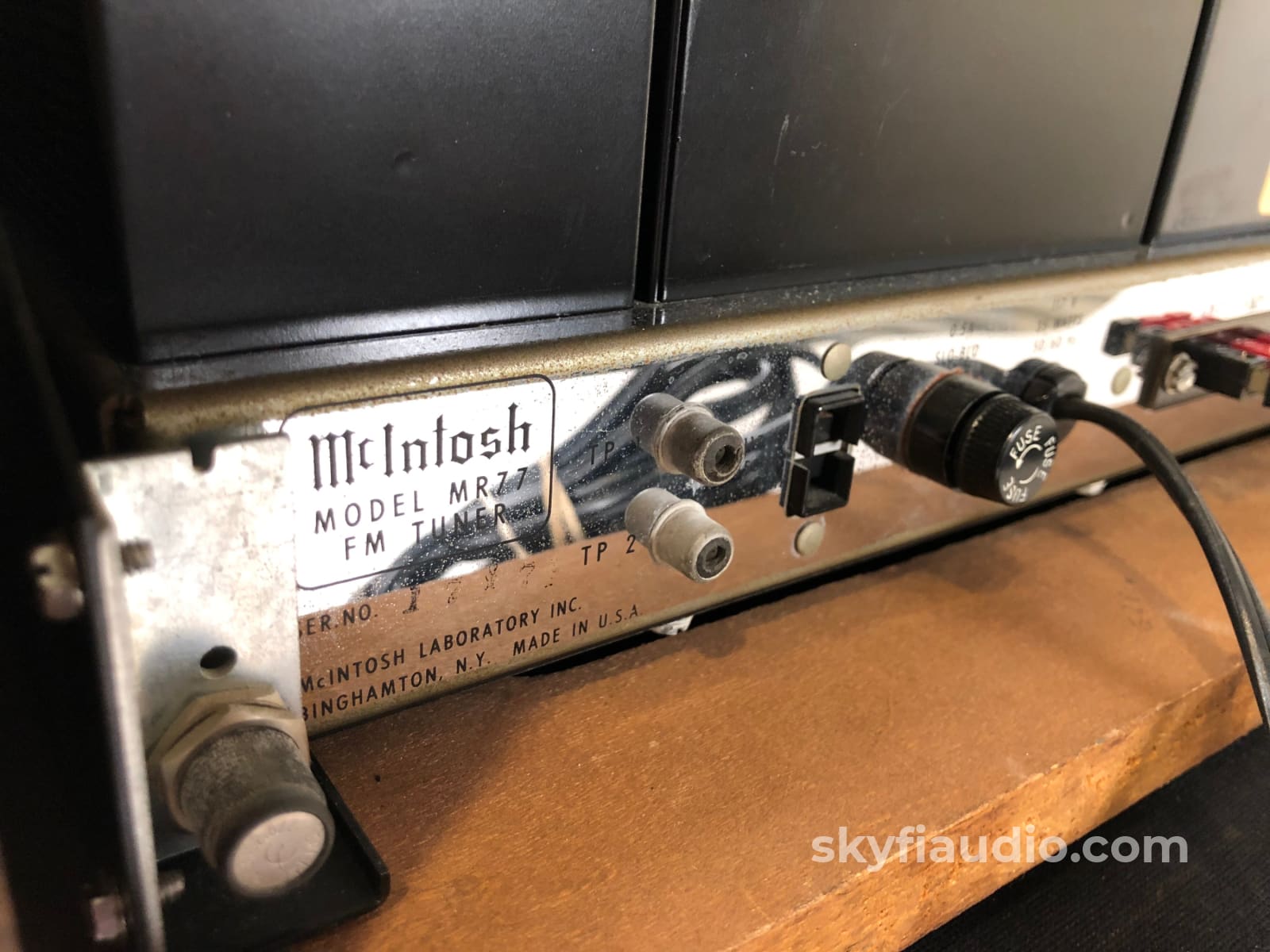 Mcintosh Mr77 Vintage Fm Tuner In Wood Cabinet - Wow