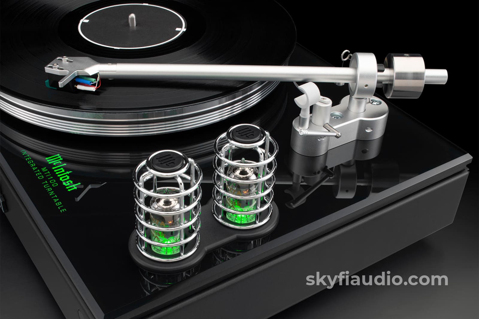 McIntosh MTI100 Integrated Turntable with Sumiko Cartridge - NEW