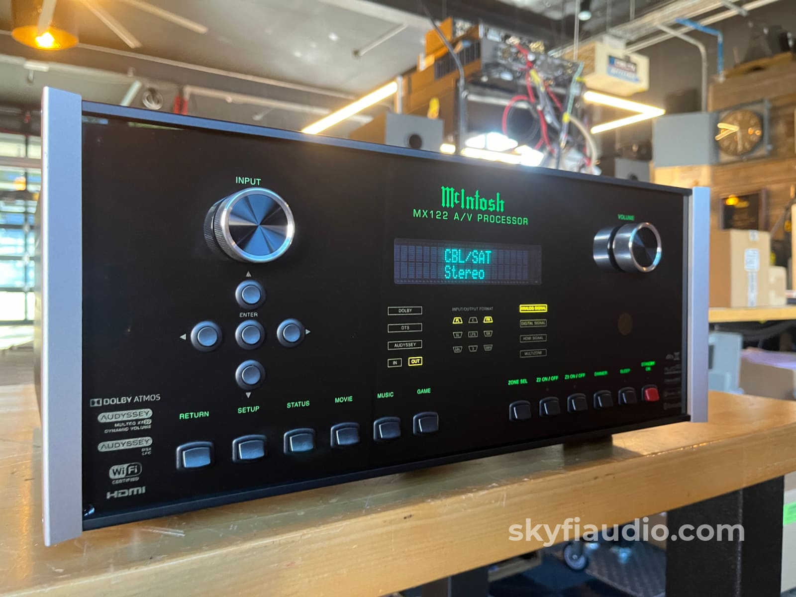 McIntosh MX122 A/V Processor w/4K Ultra HD, HDR10, Dolby Vision & Atmo