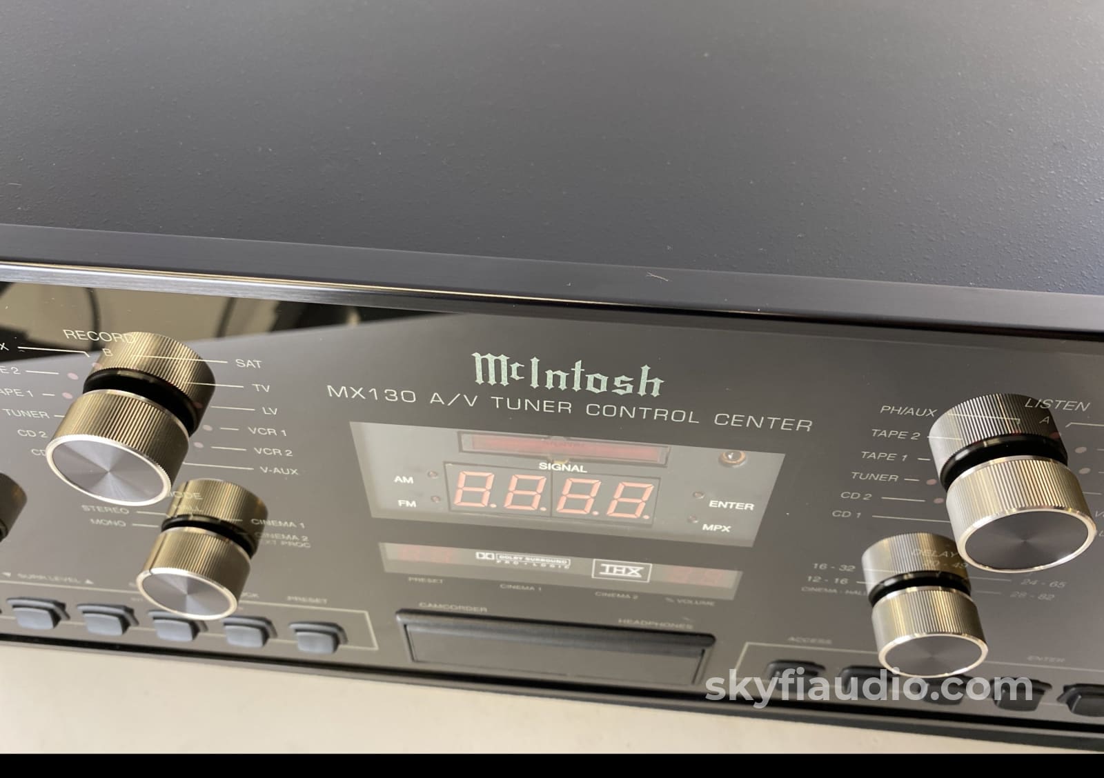Mcintosh Mx130 Preamp/Processor With Tuner Preamplifier