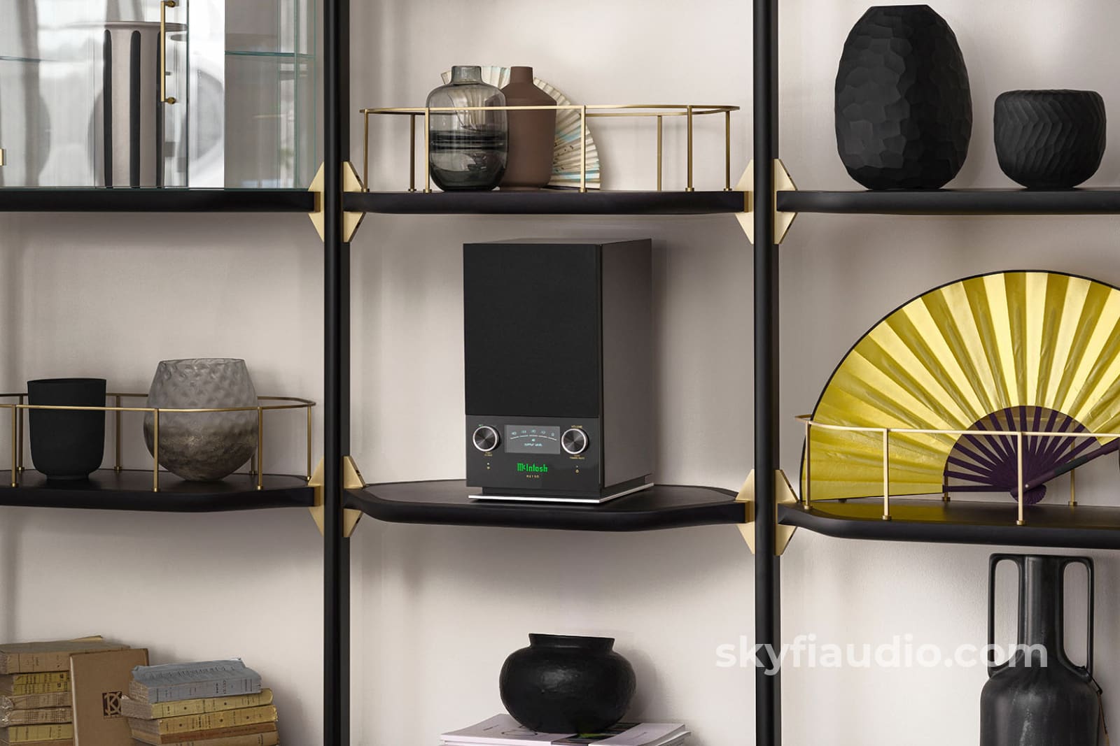 McIntosh RS150 Wireless Loudspeaker System - New - Integrated Amplifier