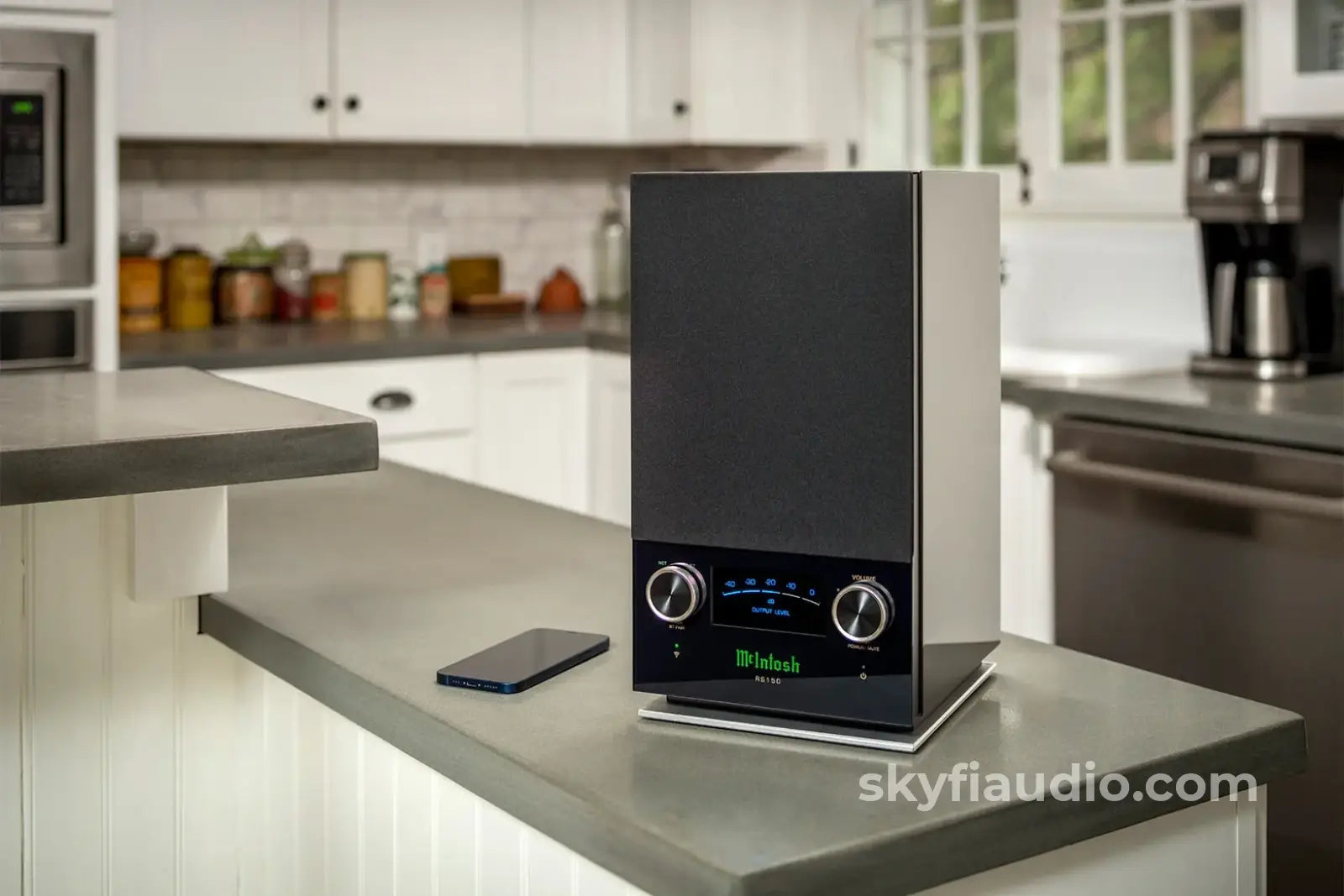 McIntosh RS150 Wireless Loudspeaker System - New - Integrated Amplifier