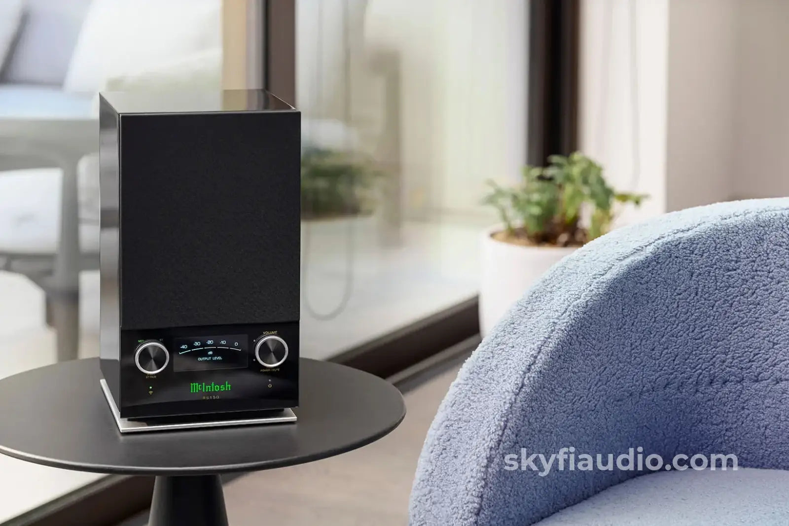 McIntosh RS150 Wireless Loudspeaker System - New - Integrated Amplifier