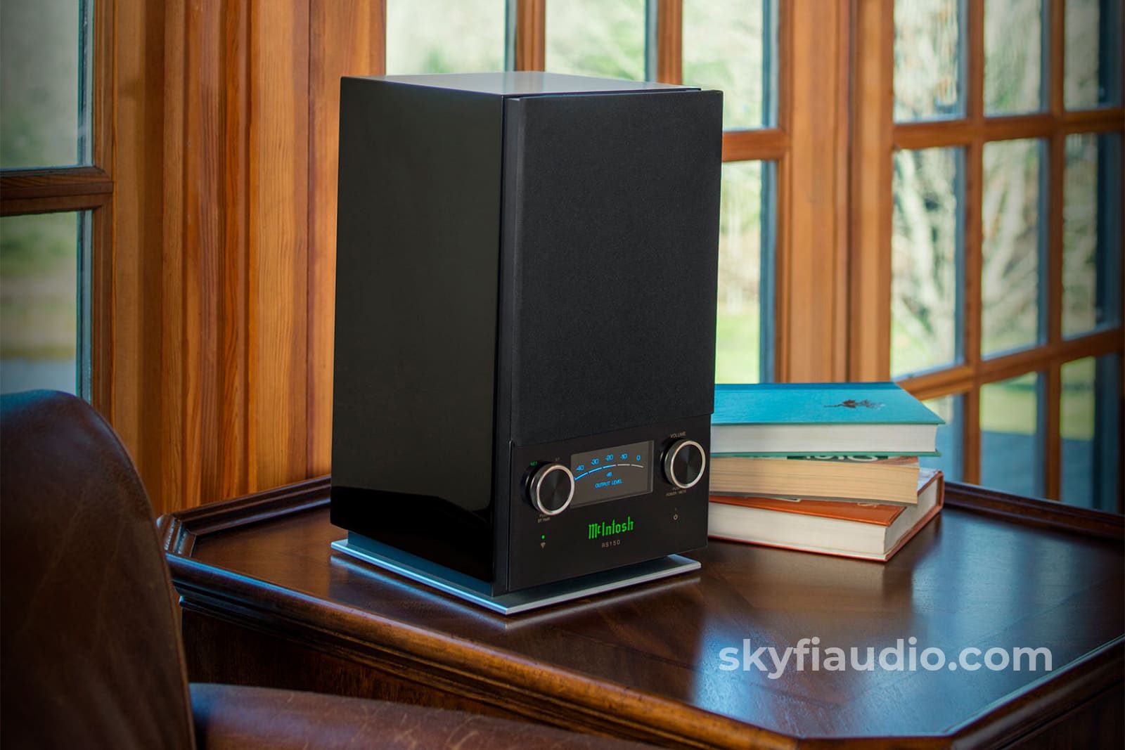 McIntosh RS150 Wireless Loudspeaker System - New - Integrated Amplifier