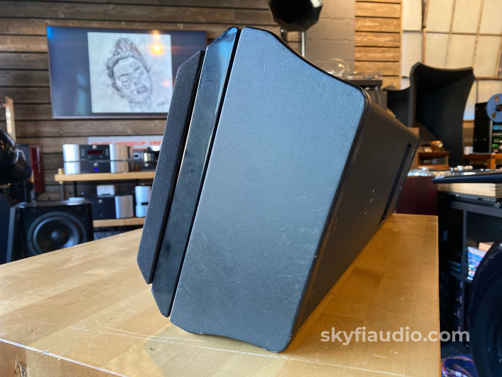 Mcintosh Xcs200 Center Channel Speaker - Big Sound With 600 Watt Power-Handling Speakers