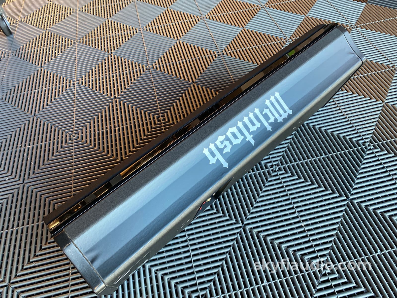 Mcintosh Xcs200 Center Channel Speaker - Big Sound With 600 Watt Power-Handling Speakers