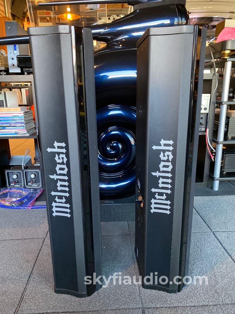 McIntosh XCS200 Speaker Set - BIG Sound with 600 Watt Power-Handling