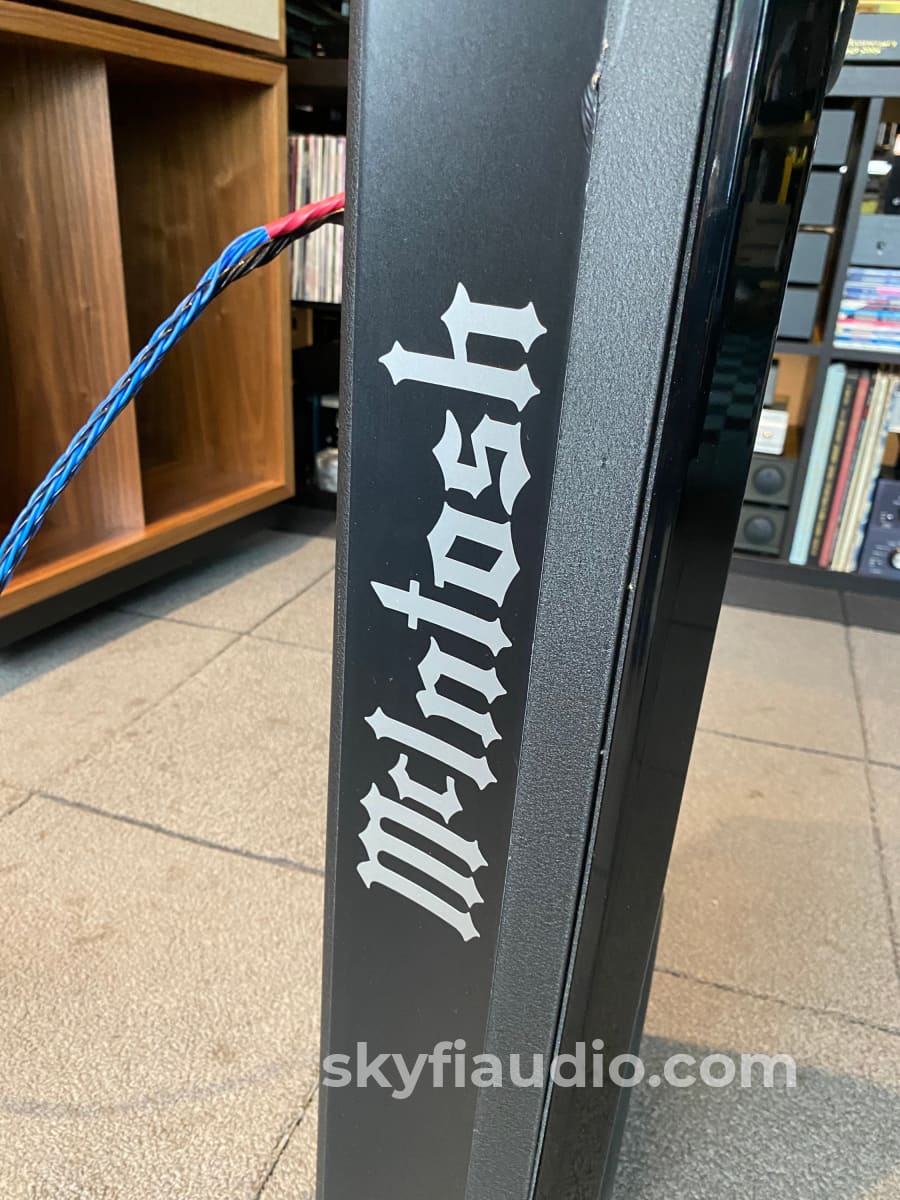 Mcintosh Xcs200 Speaker Set - Big Sound With 600 Watt Power-Handling Speakers