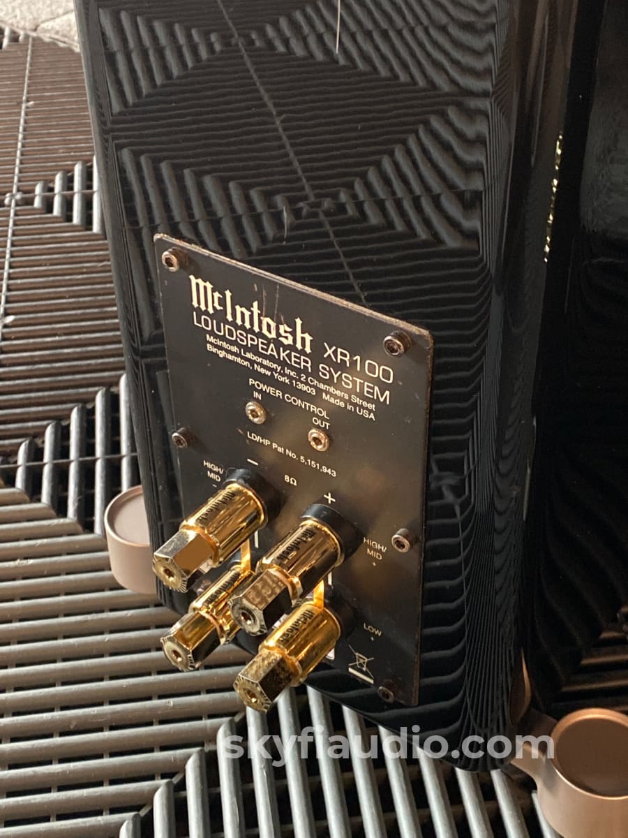 Mcintosh Xr100 Full Range Speakers - In Store Only