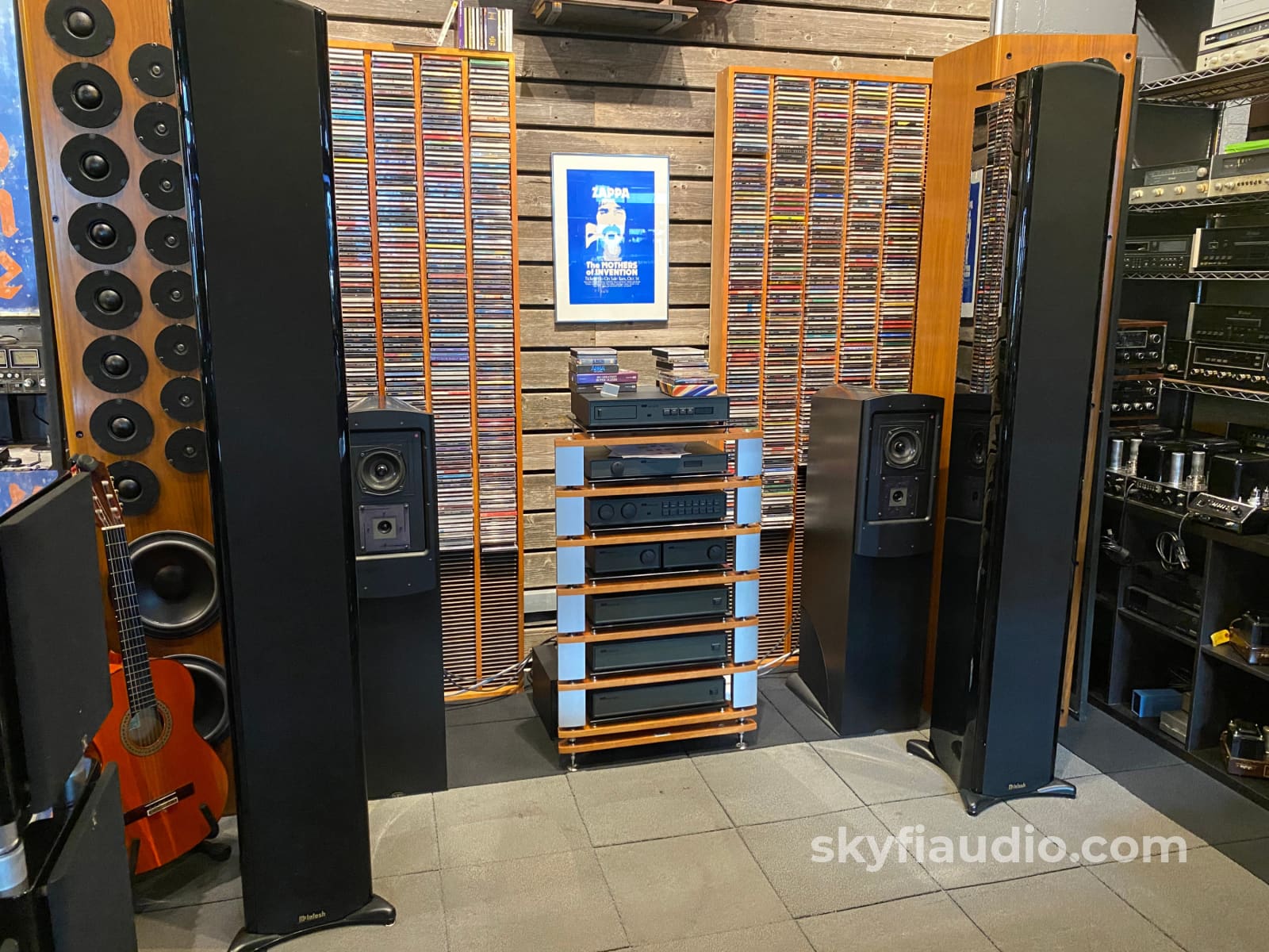 Mcintosh Xrt1K Line Array Speakers 1200W! Pre Owned - In Store Only