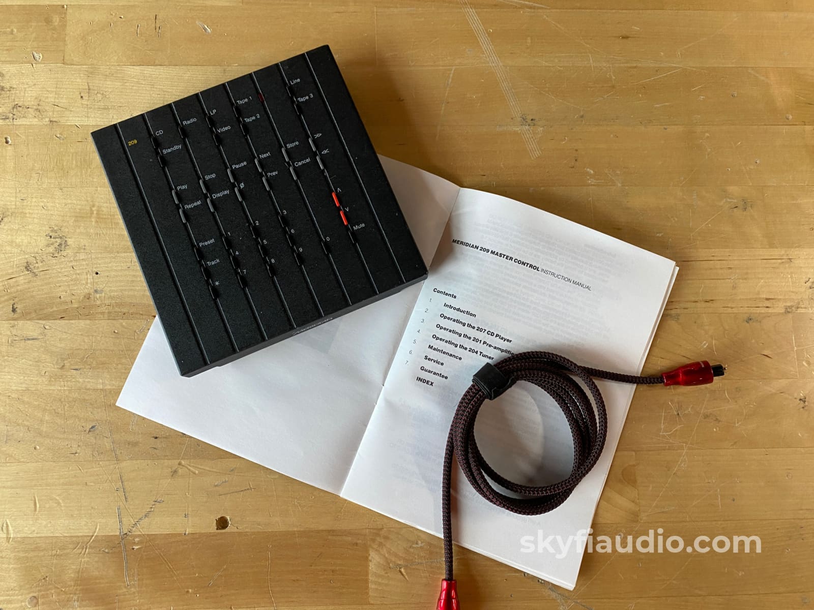 Meridian Compact Disc Player 200 W/Meridian 203 D/A Processor And Upgraded Remote Cd + Digital