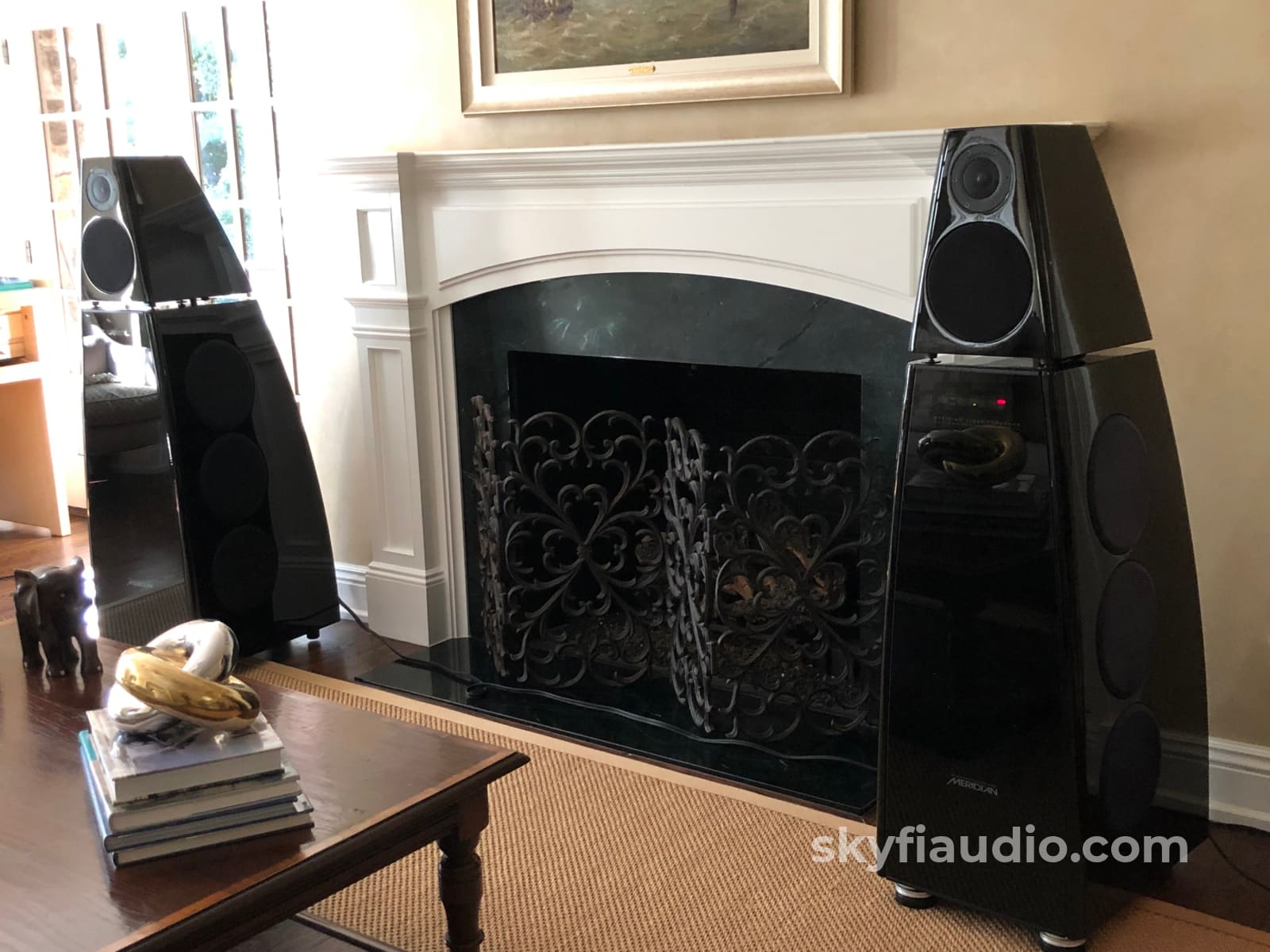 Meridian Dsp8000 Flagship Powered Speakers