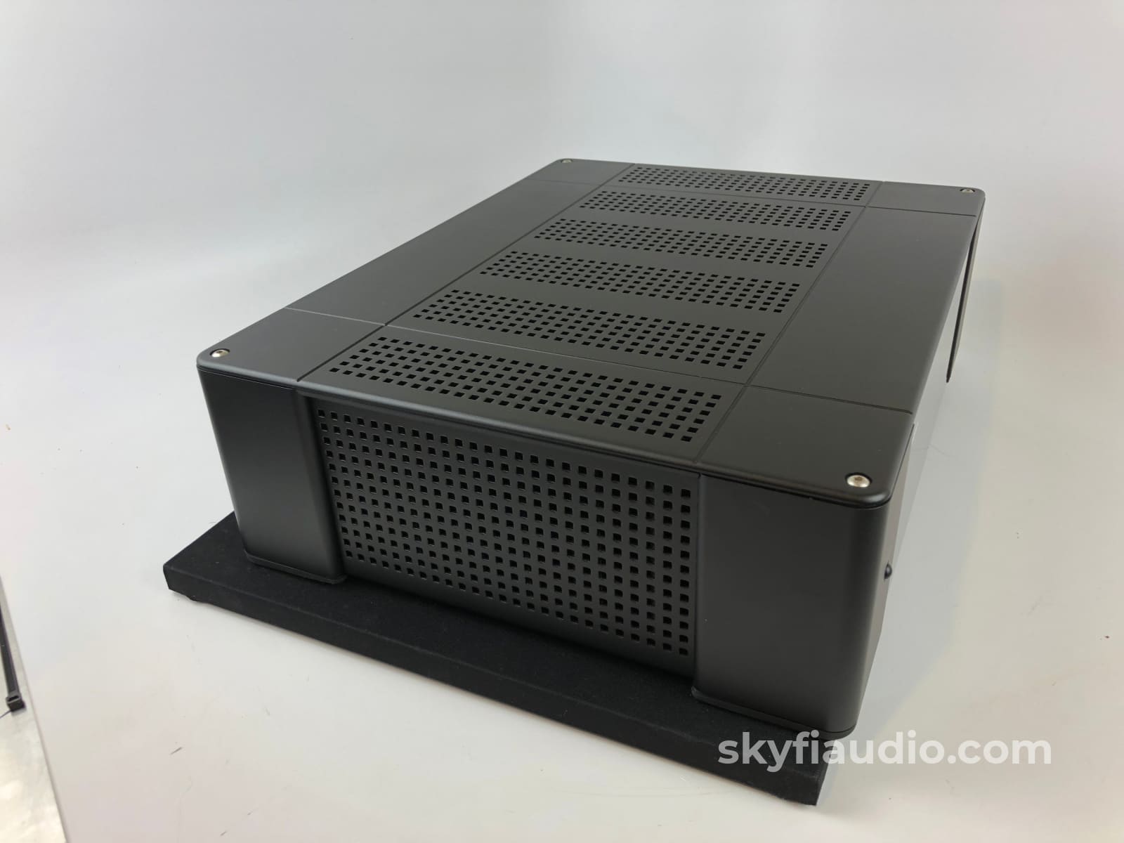 Meridian G57 200W Solid State Amplifier - Complete And Like New