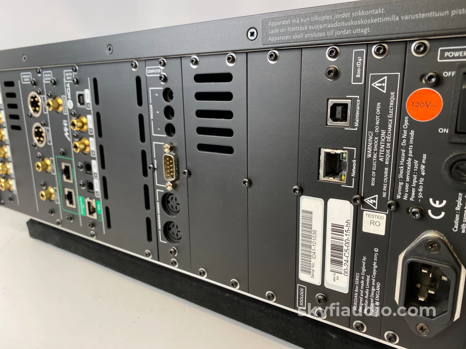 Meridian Reference Audio Core 818V3 - With Mqa Hi-Res Preamplifier