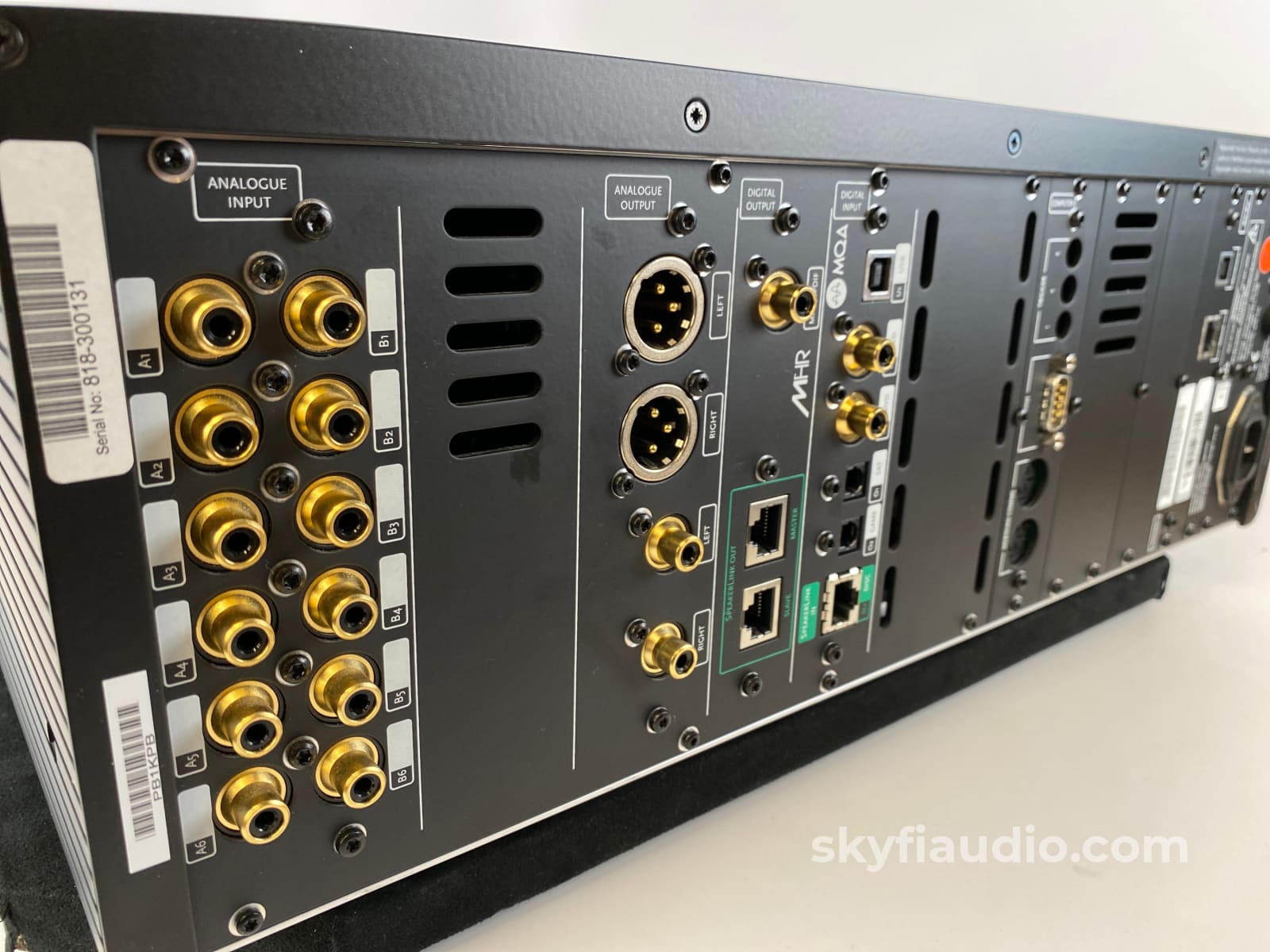 Meridian Reference Audio Core 818V3 - With Mqa Hi-Res Preamplifier