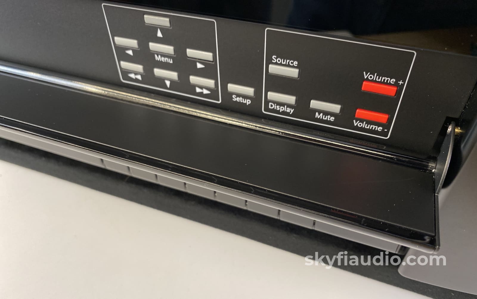 Meridian Reference Audio Core 818V3 - With Mqa Hi-Res Preamplifier