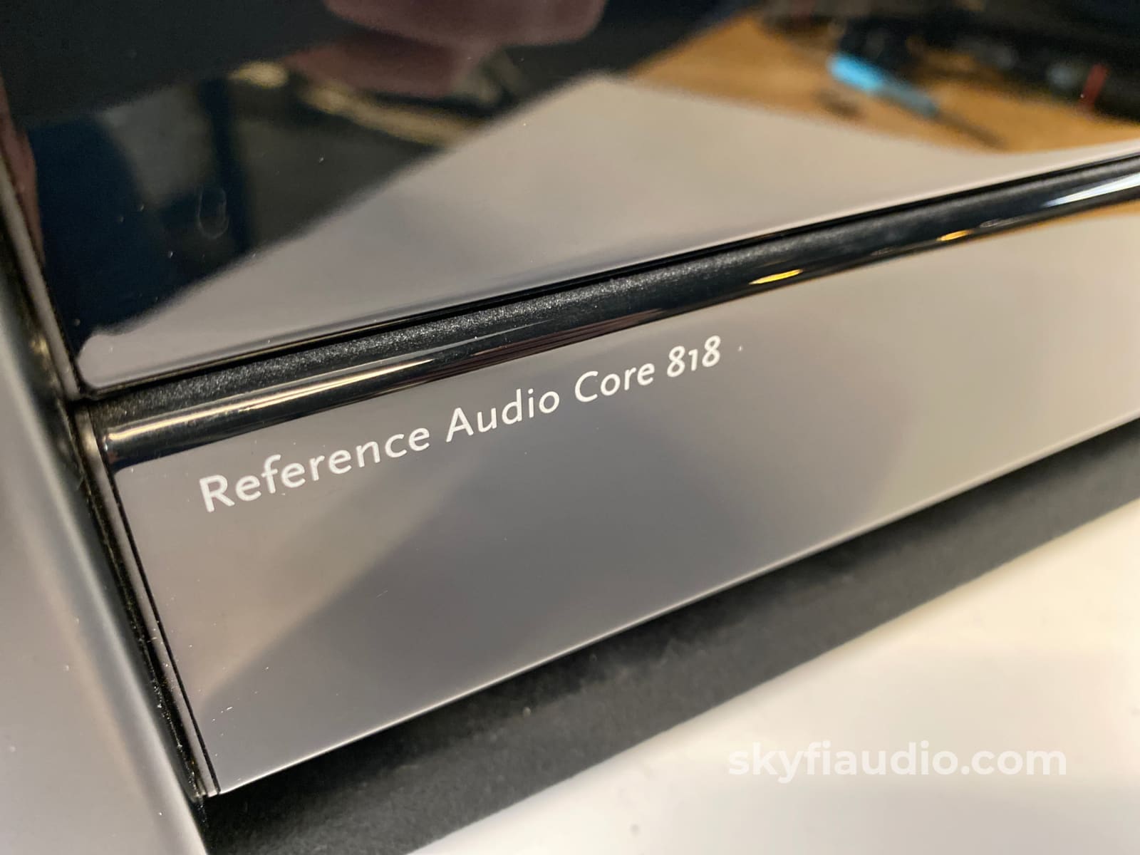 Meridian Reference Audio Core 818V3 - With Mqa Hi-Res Preamplifier