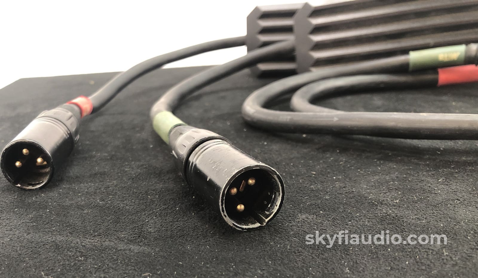 MIT MI-330 Terminator XLR Cable - 1M