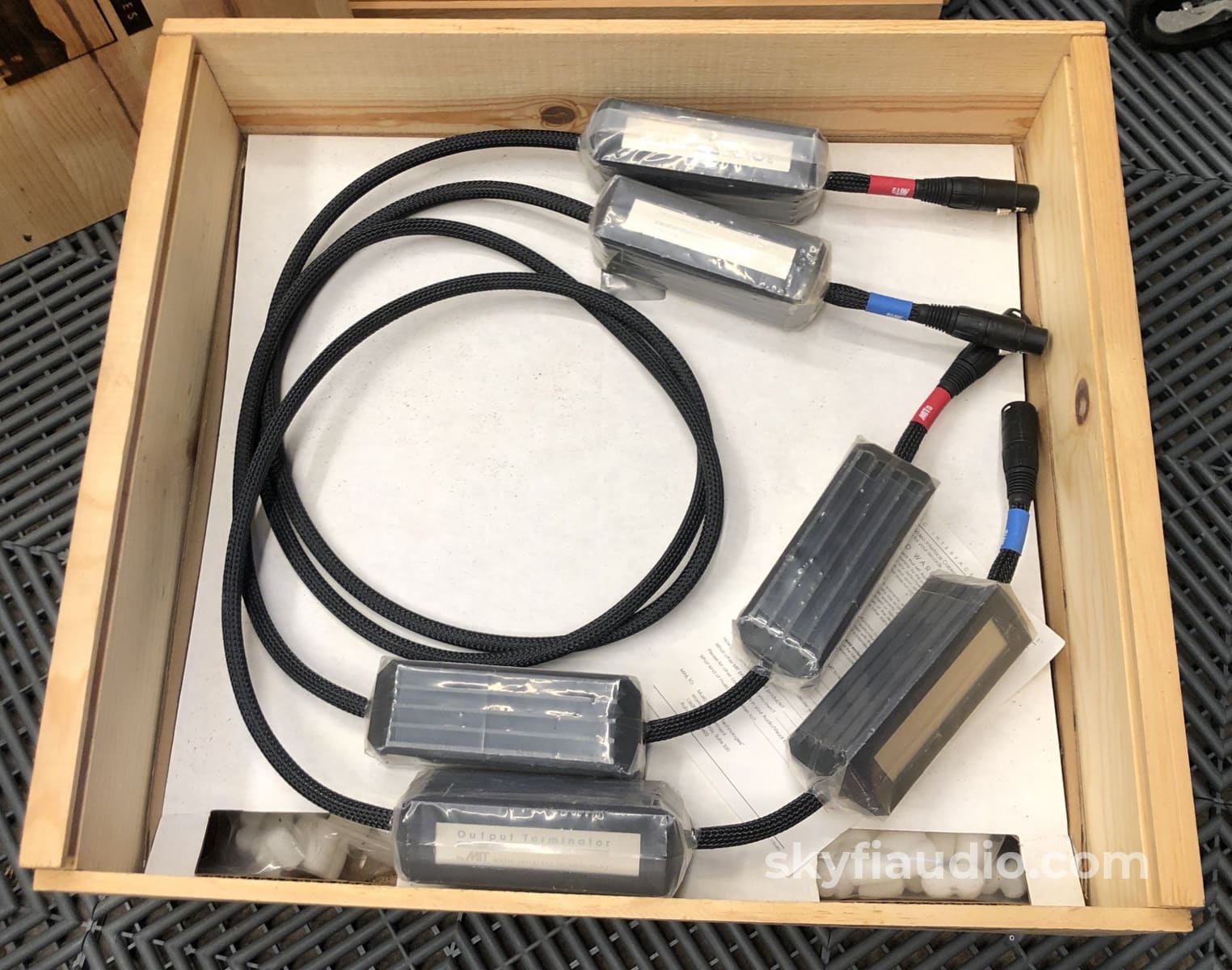 Mit Mi-350 Cv Terminator Xlr Cable - New In Box 2M Cables