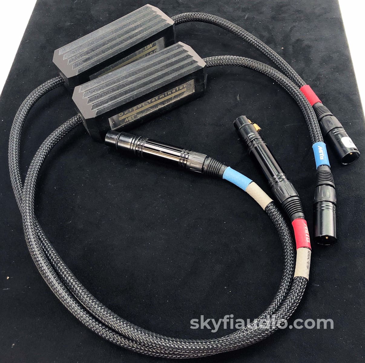 Mit (Music Interface Technologies) Mi-330 Terminator Balanced Xlr Interconnect - 1 Meter Cables
