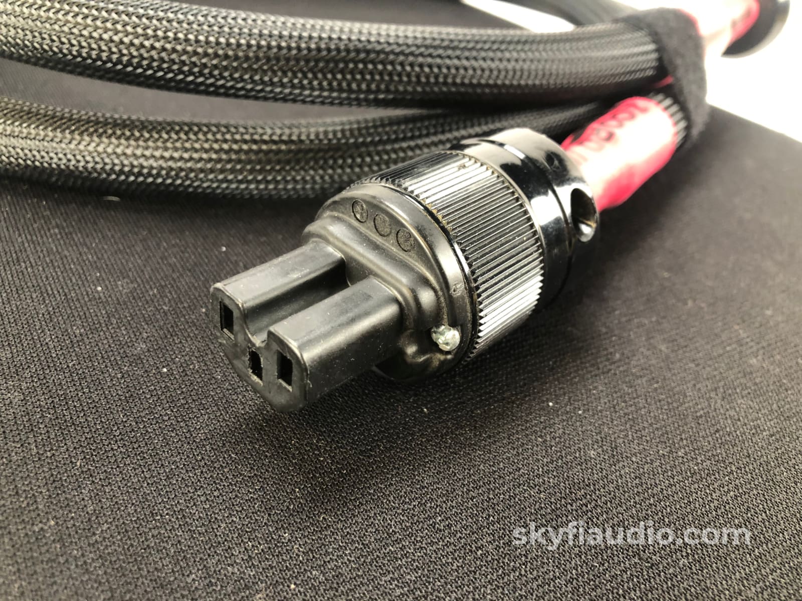 MIT (Music Interface Technologies) Z Cord III Power Cable - 2M