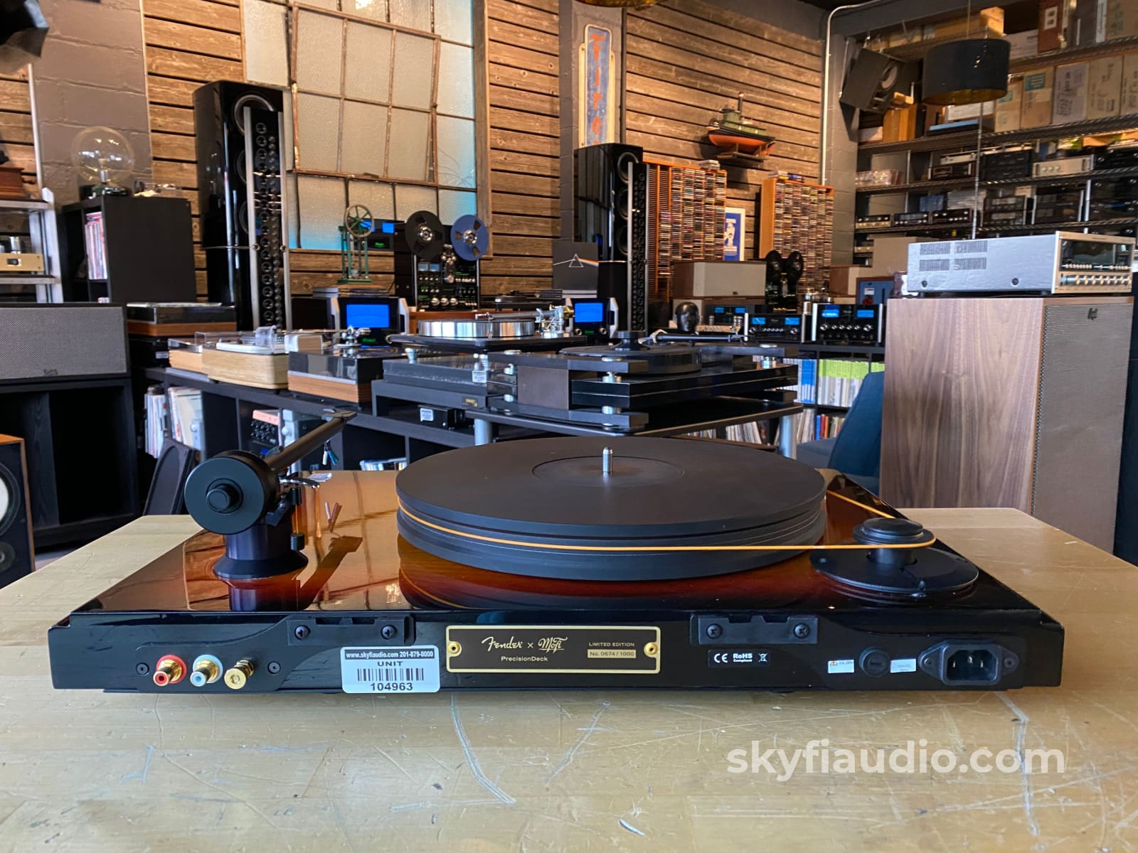 Mofi Electronics X Fender Precisiondeck Turntable With New Sumiko Cartridge