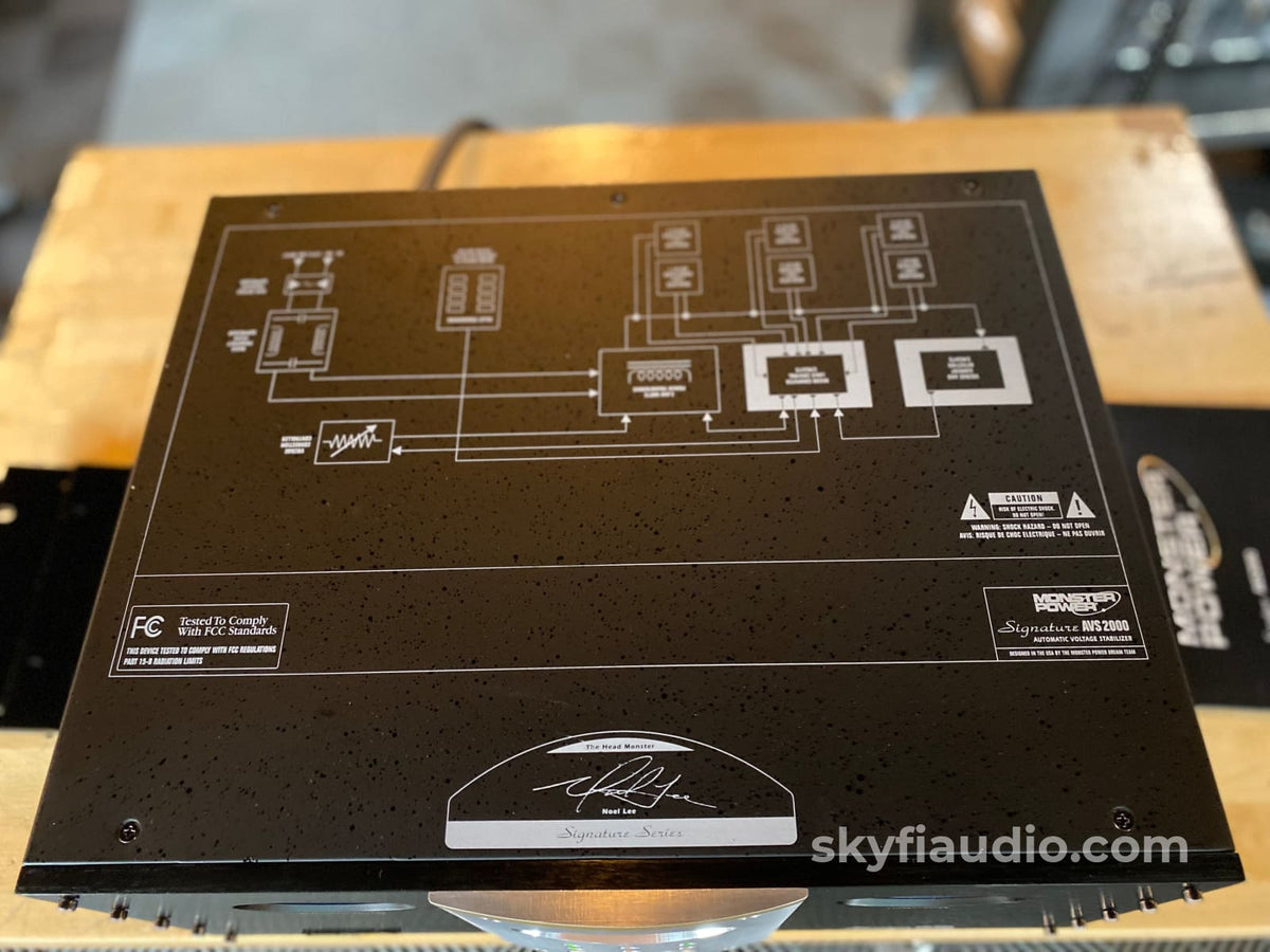 Monster Power Signature Avs 2000 Automatic Voltage Stabilizer And Conditioner Accessory