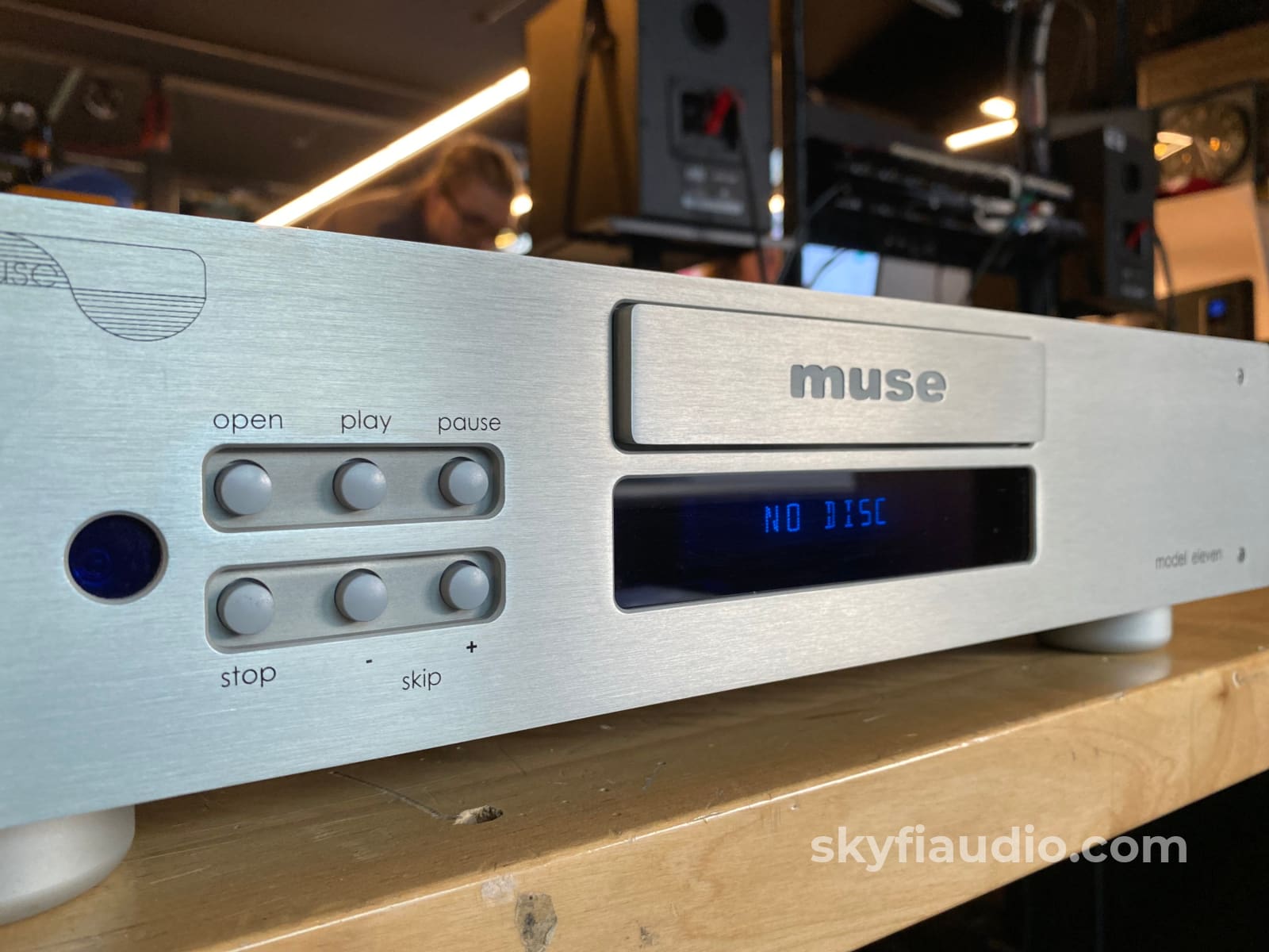 Muse Model Eleven Universal Player - Sacd/Cd/Dvd-A Burr-Brown Dac Cd + Digital